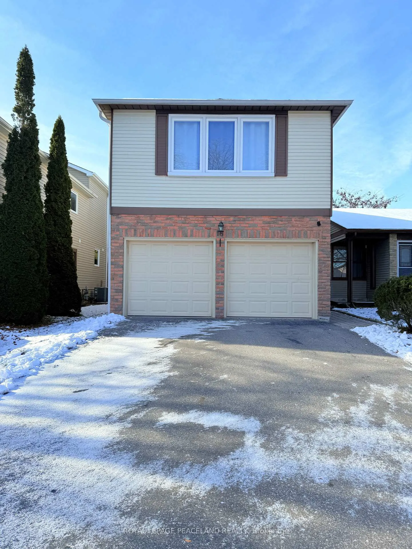 Photo 1 of 16 Madsen Crescent, Markham, Markville — HOMEH