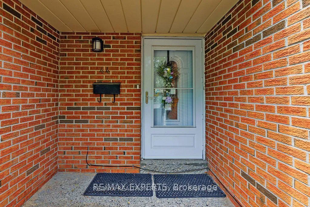 Photo 5 of Unit 44, 30 Dundalk Drive, Scarborough, Dorset Park — HOMEH