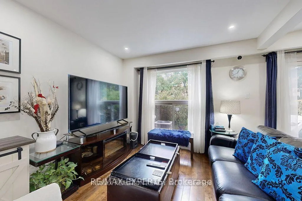 Photo 7 of Unit 44, 30 Dundalk Drive, Scarborough, Dorset Park — HOMEH