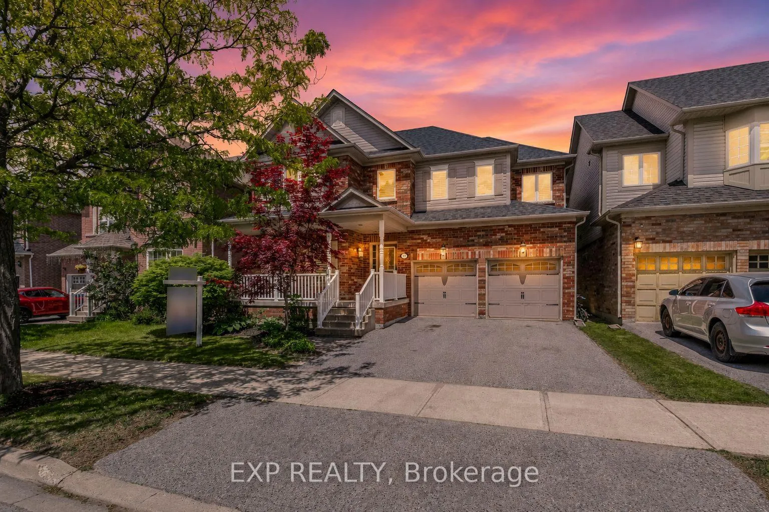 Photo 2 of 16 Haverhill Terrace, Aurora, Bayview Wellington — HOMEH