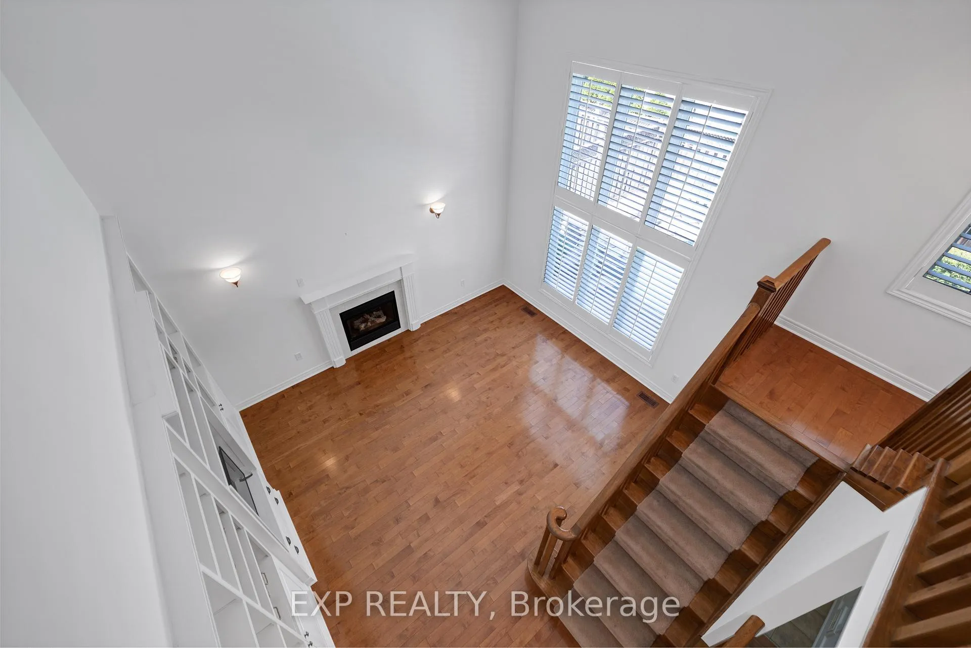 Photo 21 of 16 Haverhill Terrace, Aurora, Bayview Wellington — HOMEH