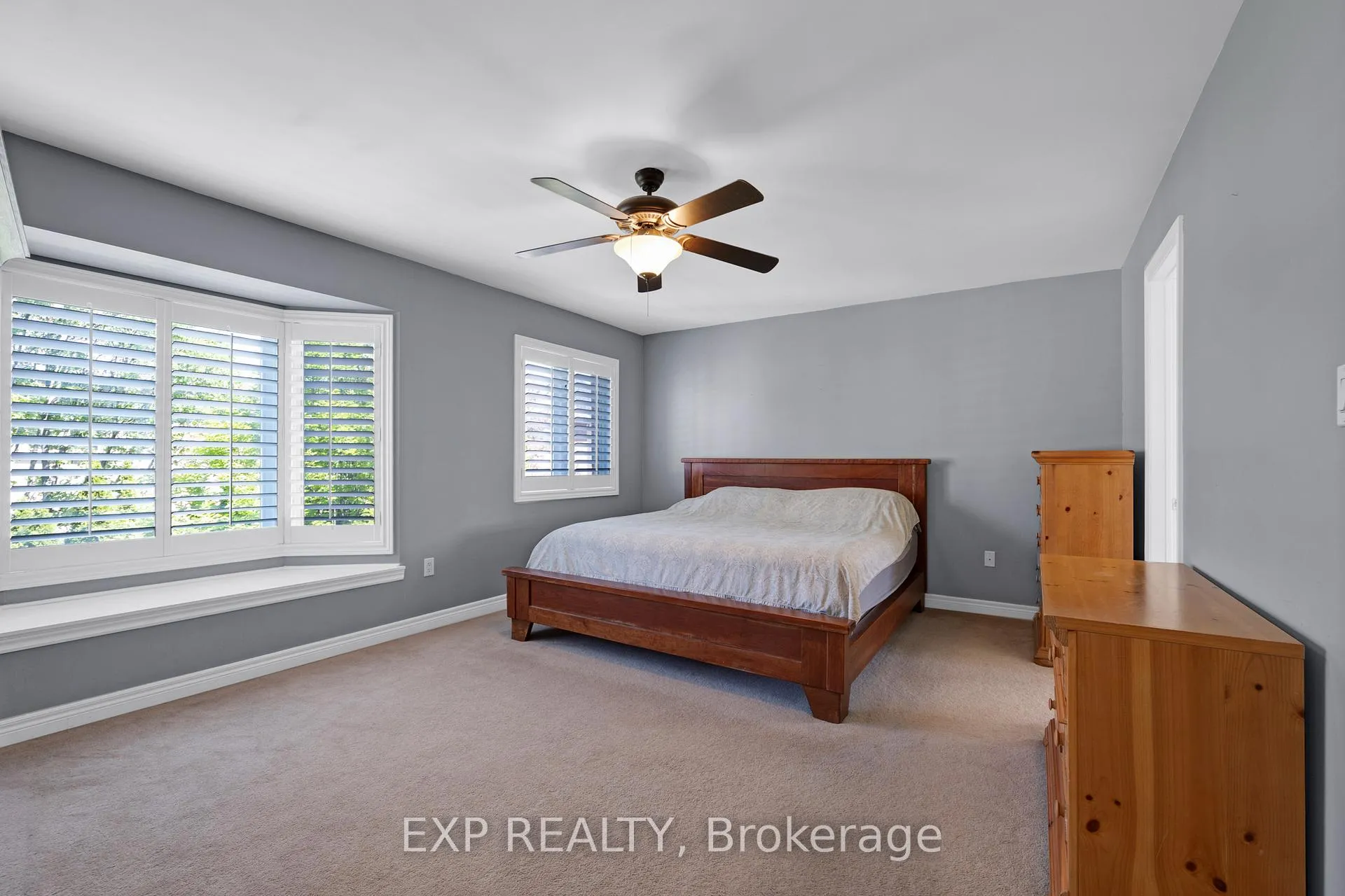Photo 23 of 16 Haverhill Terrace, Aurora, Bayview Wellington — HOMEH