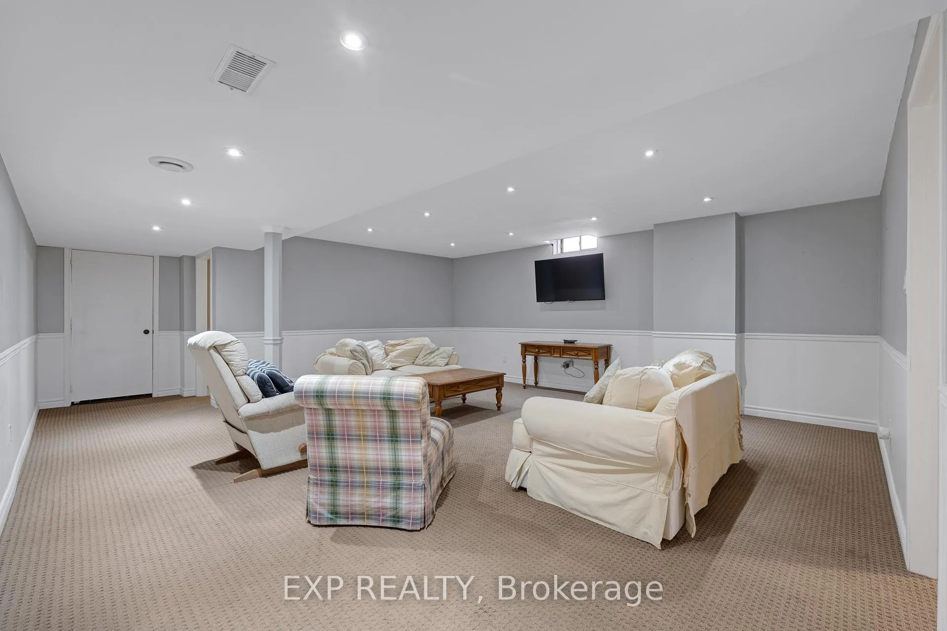Photo 39 of 16 Haverhill Terrace, Aurora, Bayview Wellington — HOMEH