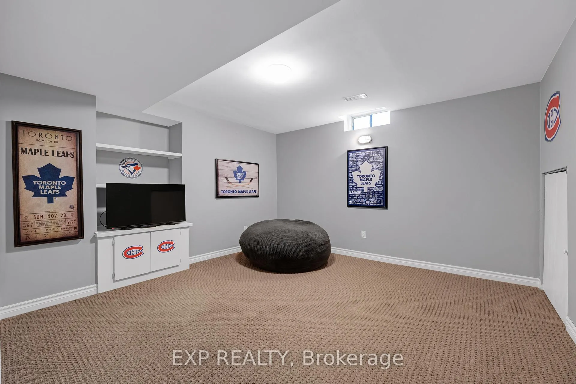 Photo 42 of 16 Haverhill Terrace, Aurora, Bayview Wellington — HOMEH