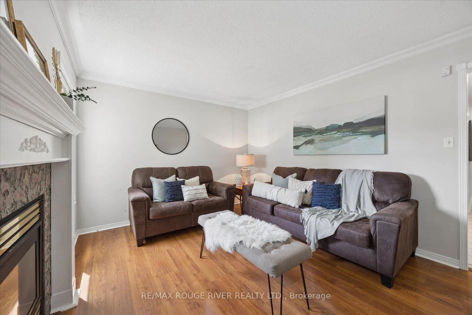 Photo 14 of 33 Shore Avenue, Whitby, Rolling Acres — HOMEH