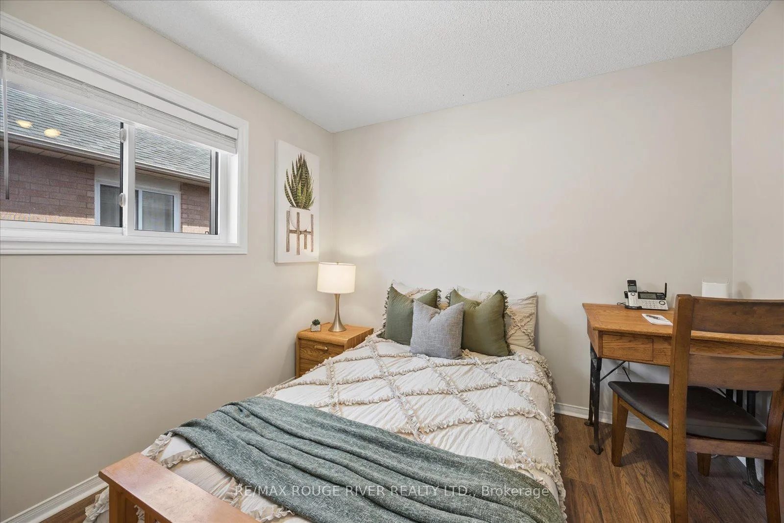 Photo 33 of 33 Shore Avenue, Whitby, Rolling Acres — HOMEH