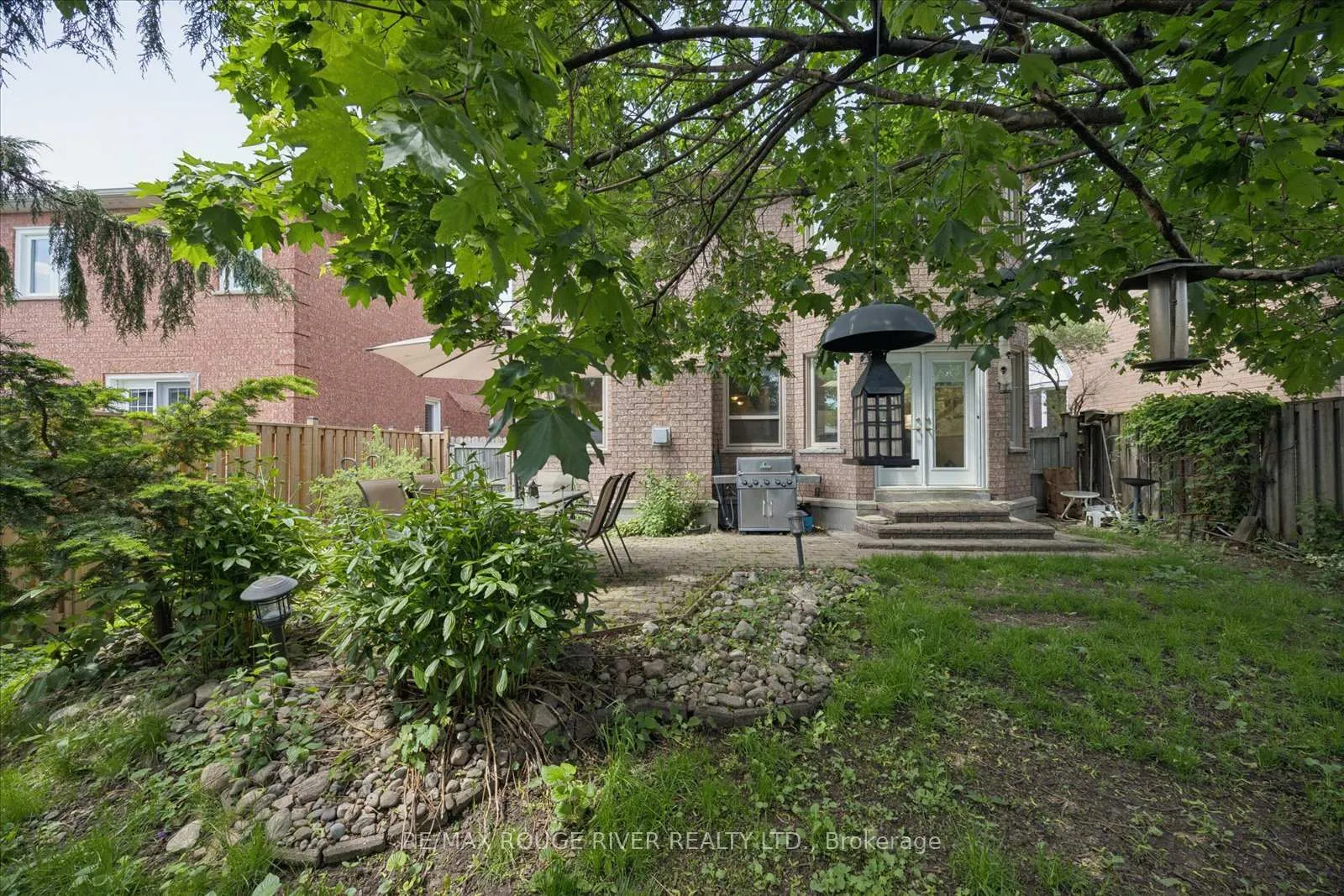 Photo 38 of 33 Shore Avenue, Whitby, Rolling Acres — HOMEH