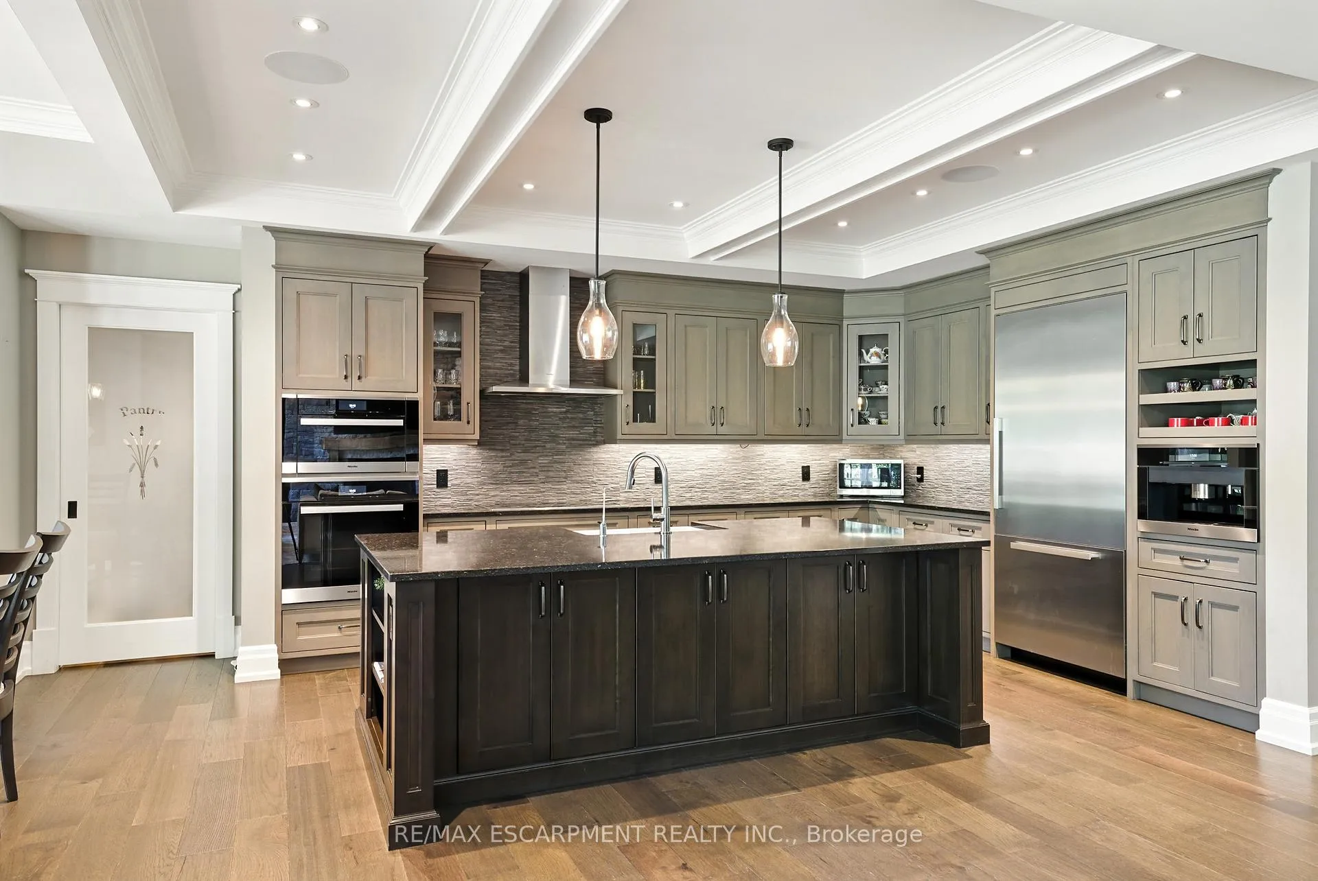 Photo 7 of 597 Old York Road, Burlington, Grindstone — HOMEH