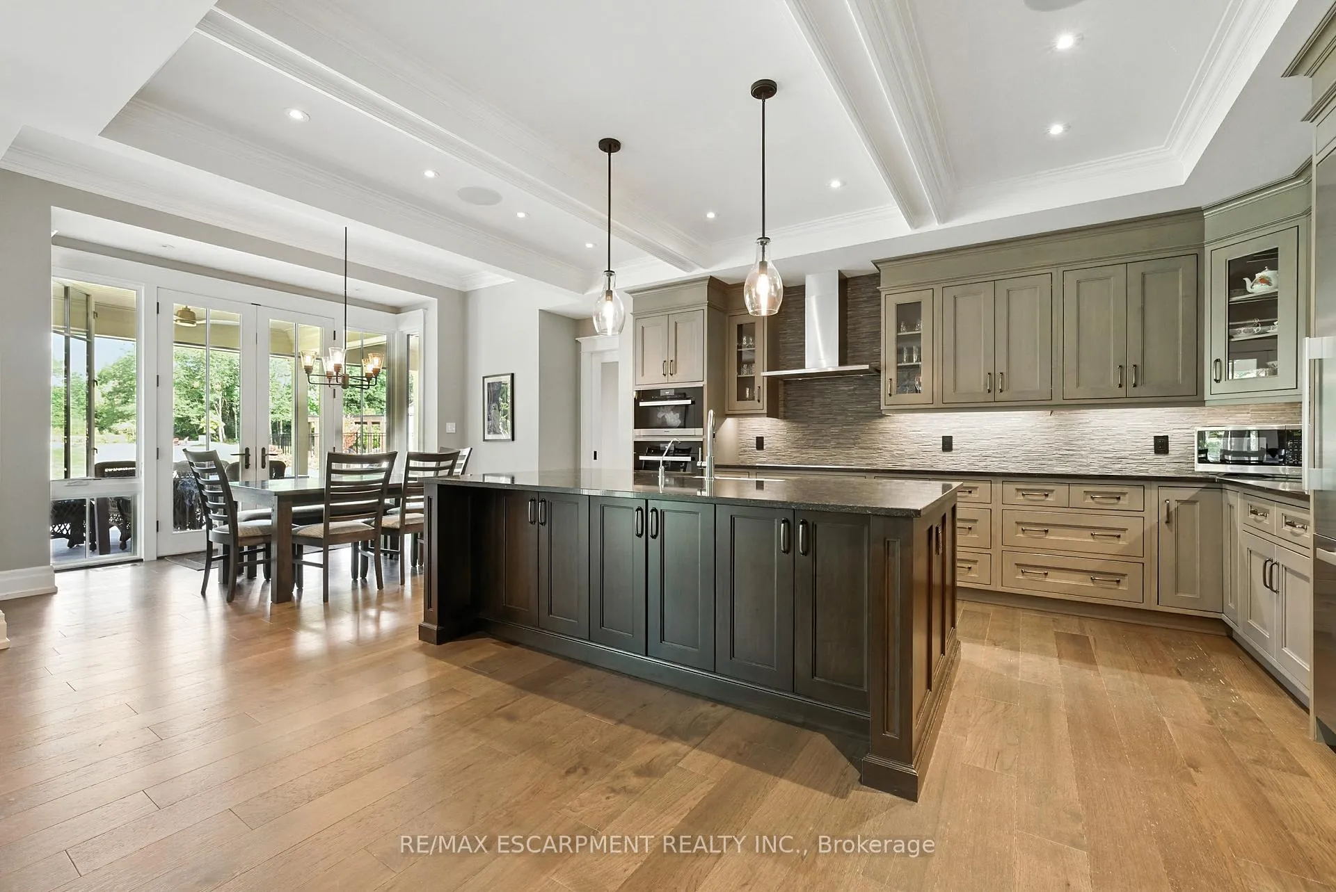 Photo 8 of 597 Old York Road, Burlington, Grindstone — HOMEH