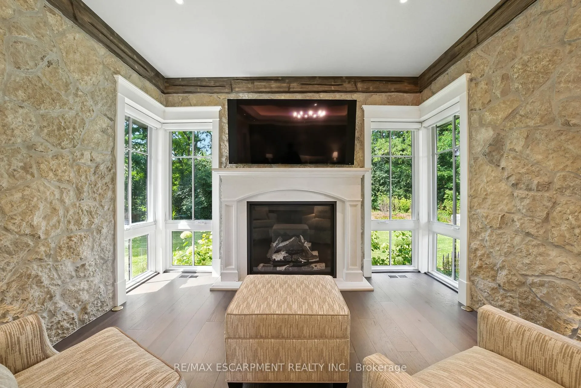 Photo 13 of 597 Old York Road, Burlington, Grindstone — HOMEH