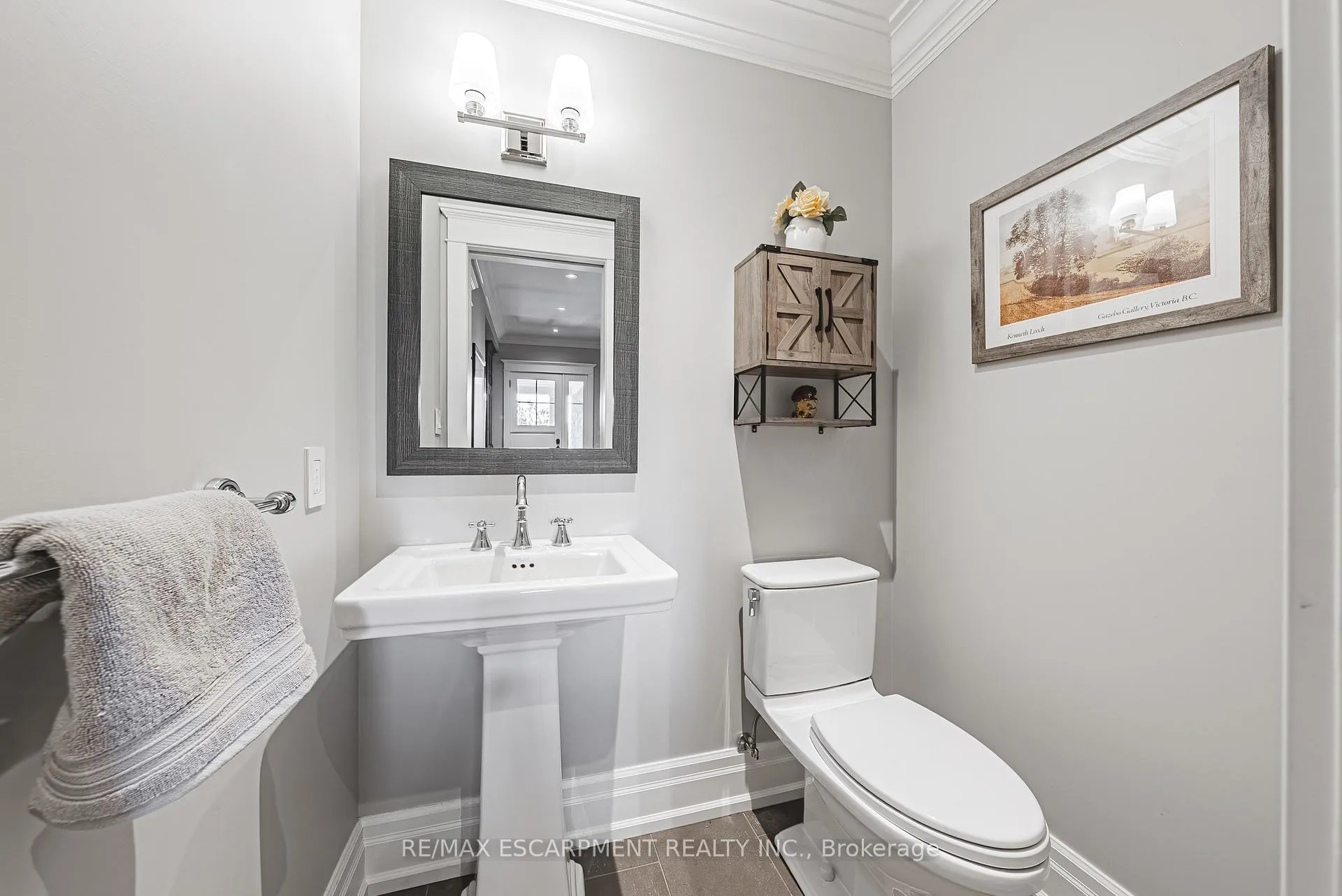 Photo 25 of 597 Old York Road, Burlington, Grindstone — HOMEH
