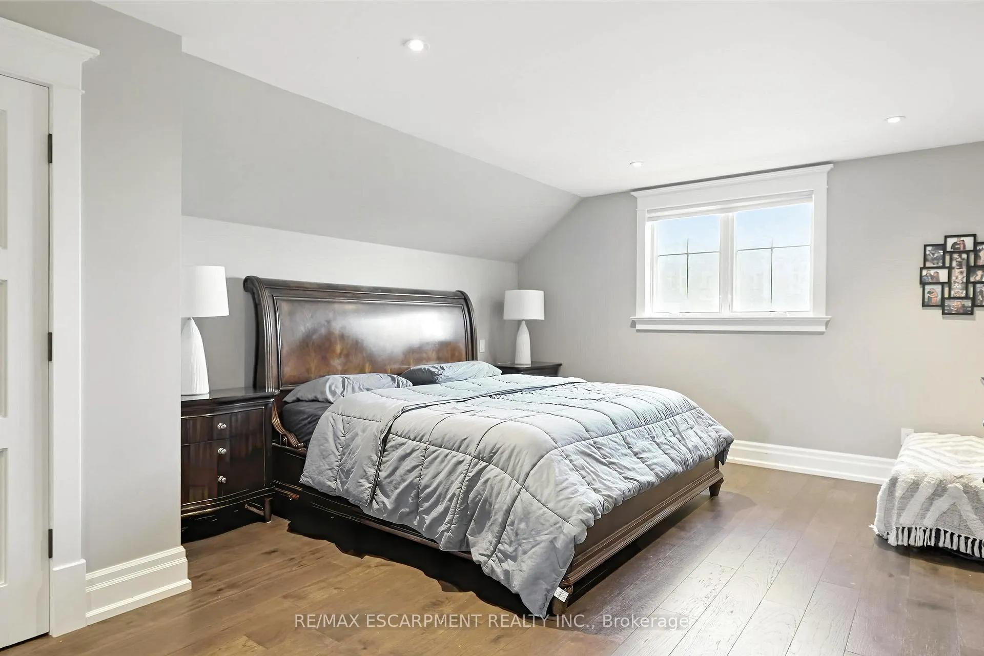 Photo 28 of 597 Old York Road, Burlington, Grindstone — HOMEH