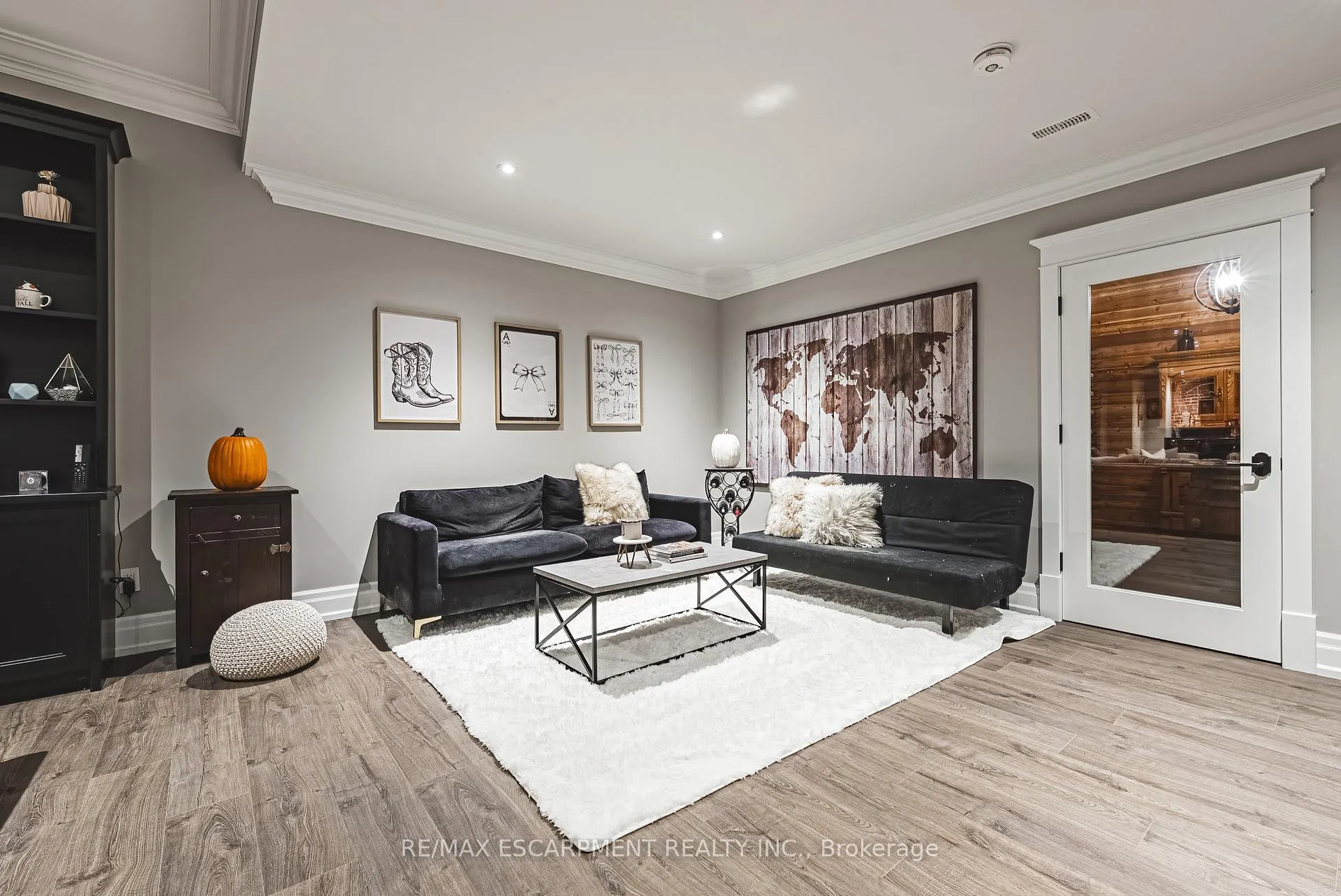 Photo 31 of 597 Old York Road, Burlington, Grindstone — HOMEH