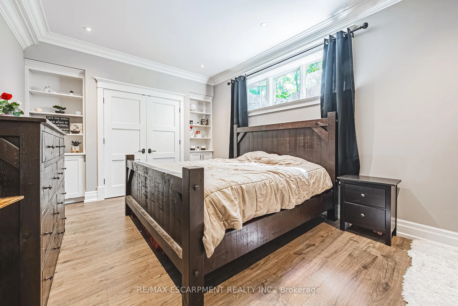 Photo 37 of 597 Old York Road, Burlington, Grindstone — HOMEH