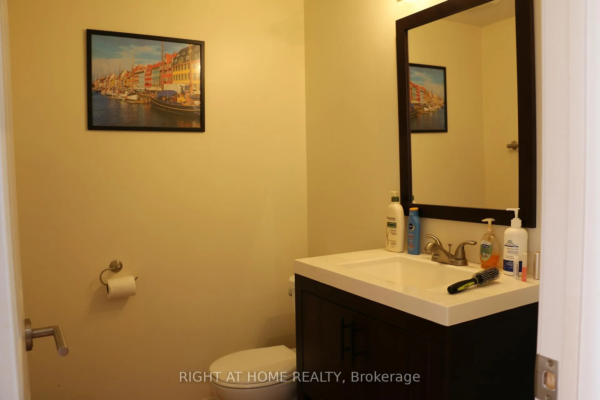Photo 11 of 753 Bur Oak Avenue, Markham, Wismer — HOMEH
