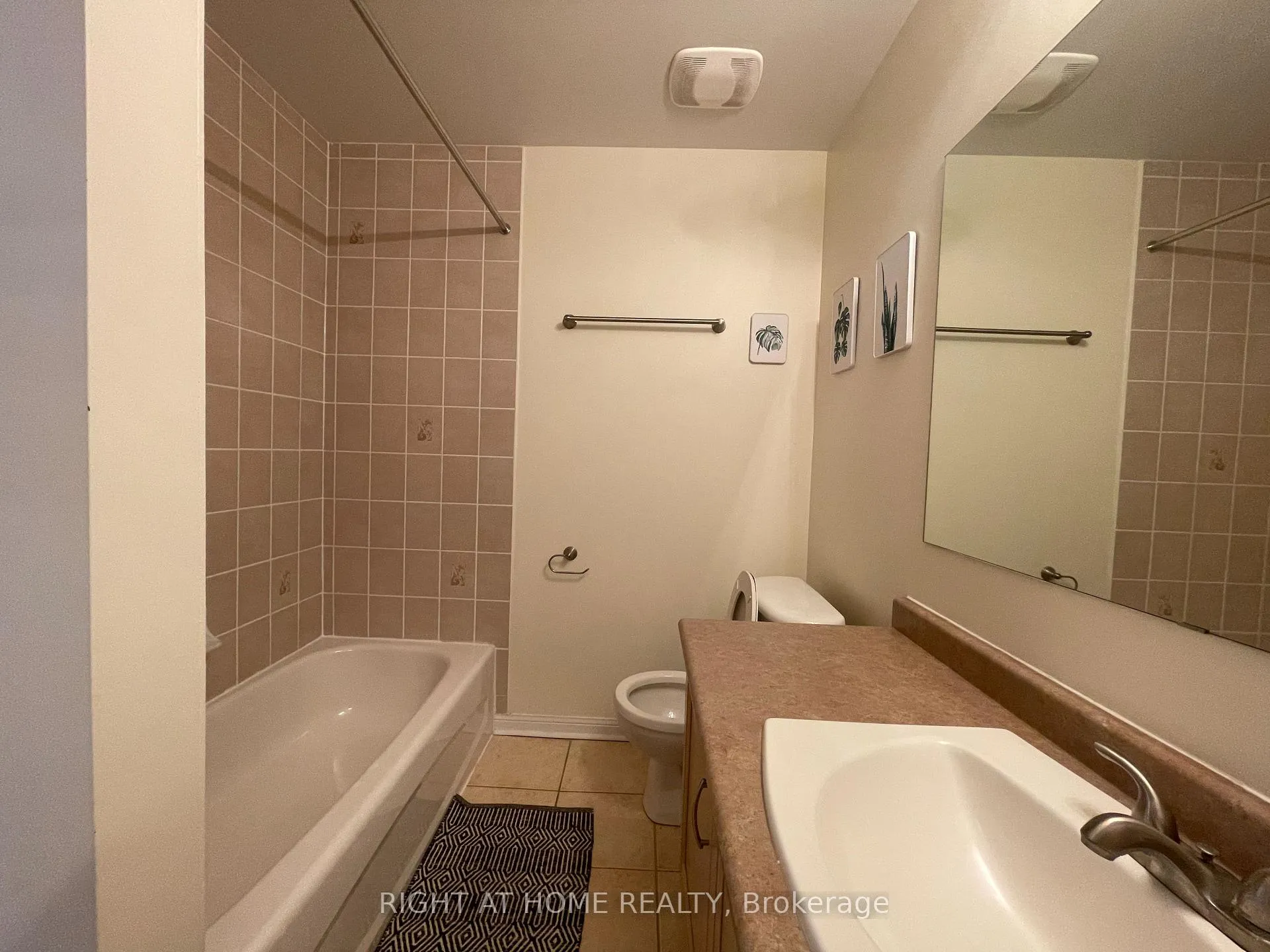 Photo 20 of 753 Bur Oak Avenue, Markham, Wismer — HOMEH