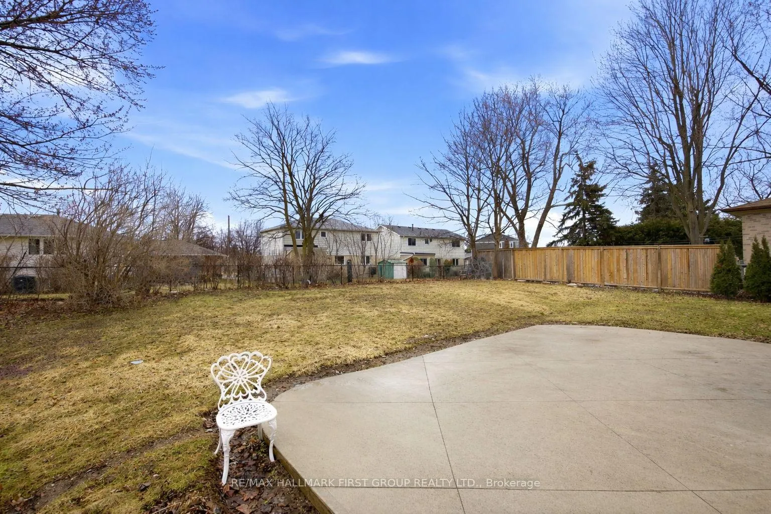 Photo 20 of 7 Dawson Crescent, Halton Hills, Georgetown — HOMEH