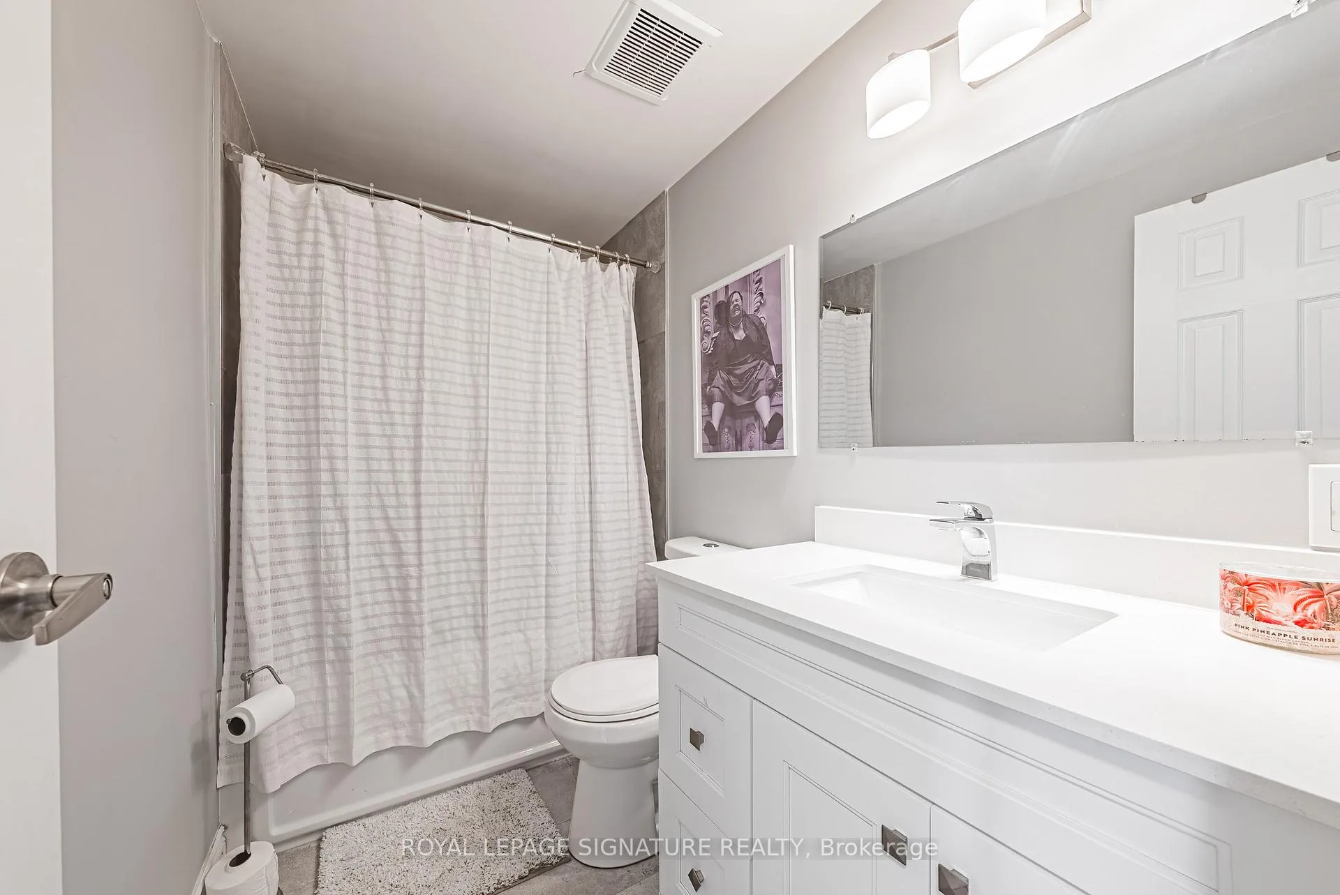 Photo 21 of 16 Apex Court, Hamilton, Stoney Creek — HOMEH