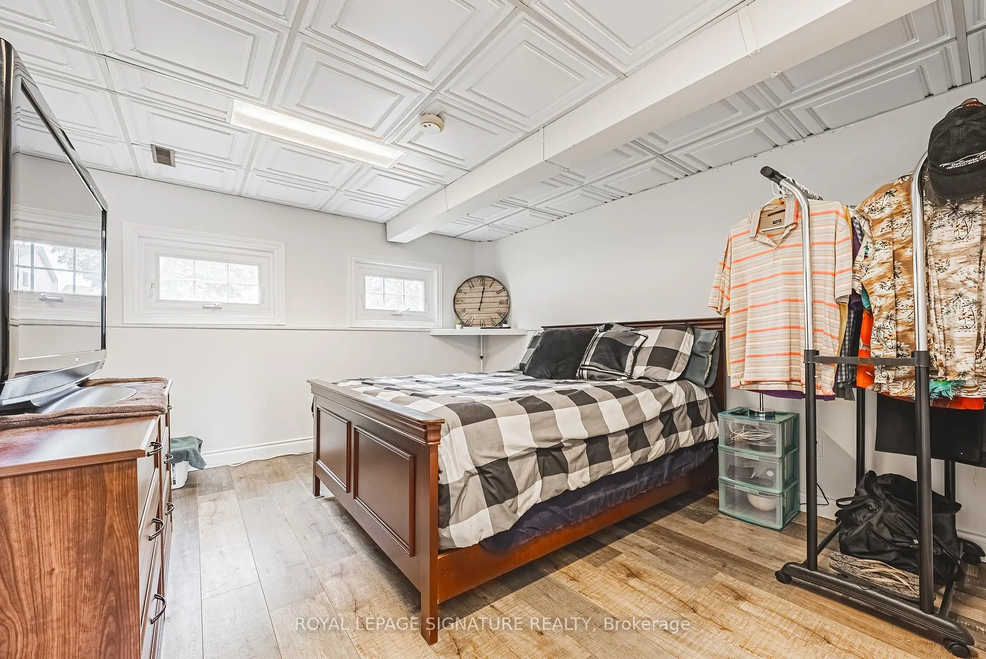 Photo 26 of 16 Apex Court, Hamilton, Stoney Creek — HOMEH