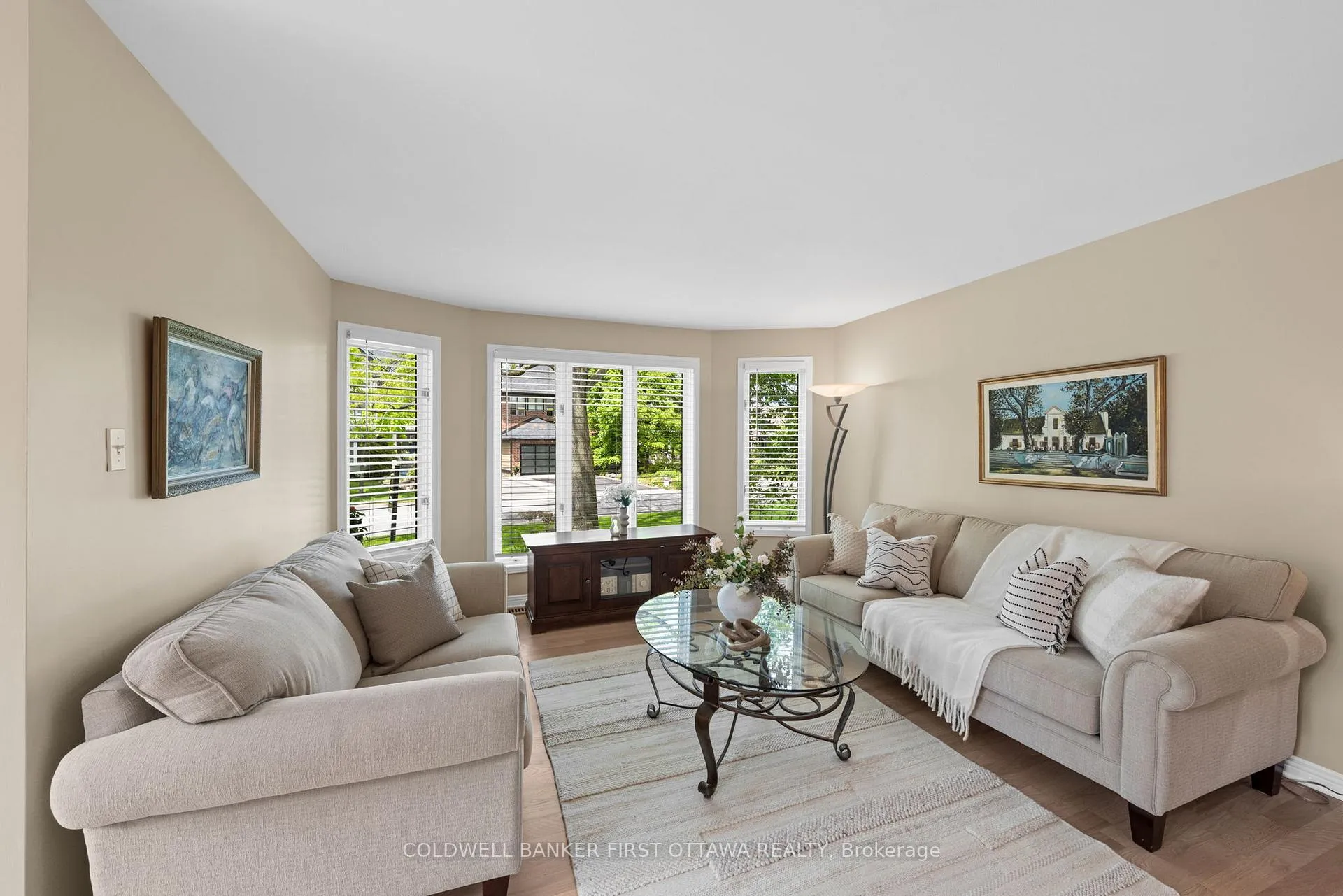 Photo 5 of 30 Castlethorpe Crescent, Ottawa, Centrepointe — HOMEH