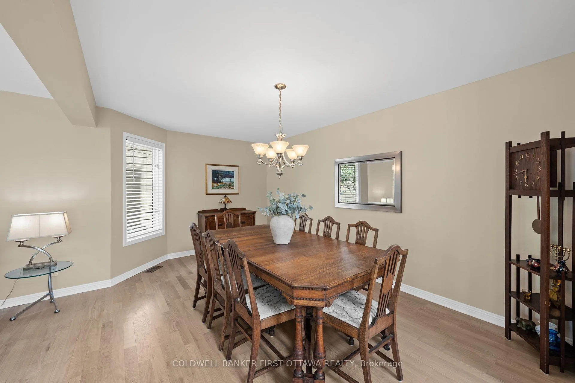 Photo 8 of 30 Castlethorpe Crescent, Ottawa, Centrepointe — HOMEH