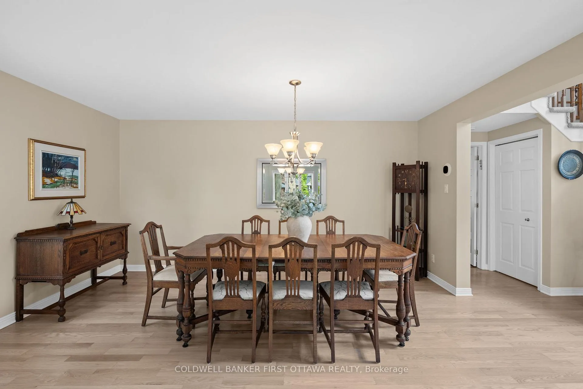 Photo 9 of 30 Castlethorpe Crescent, Ottawa, Centrepointe — HOMEH