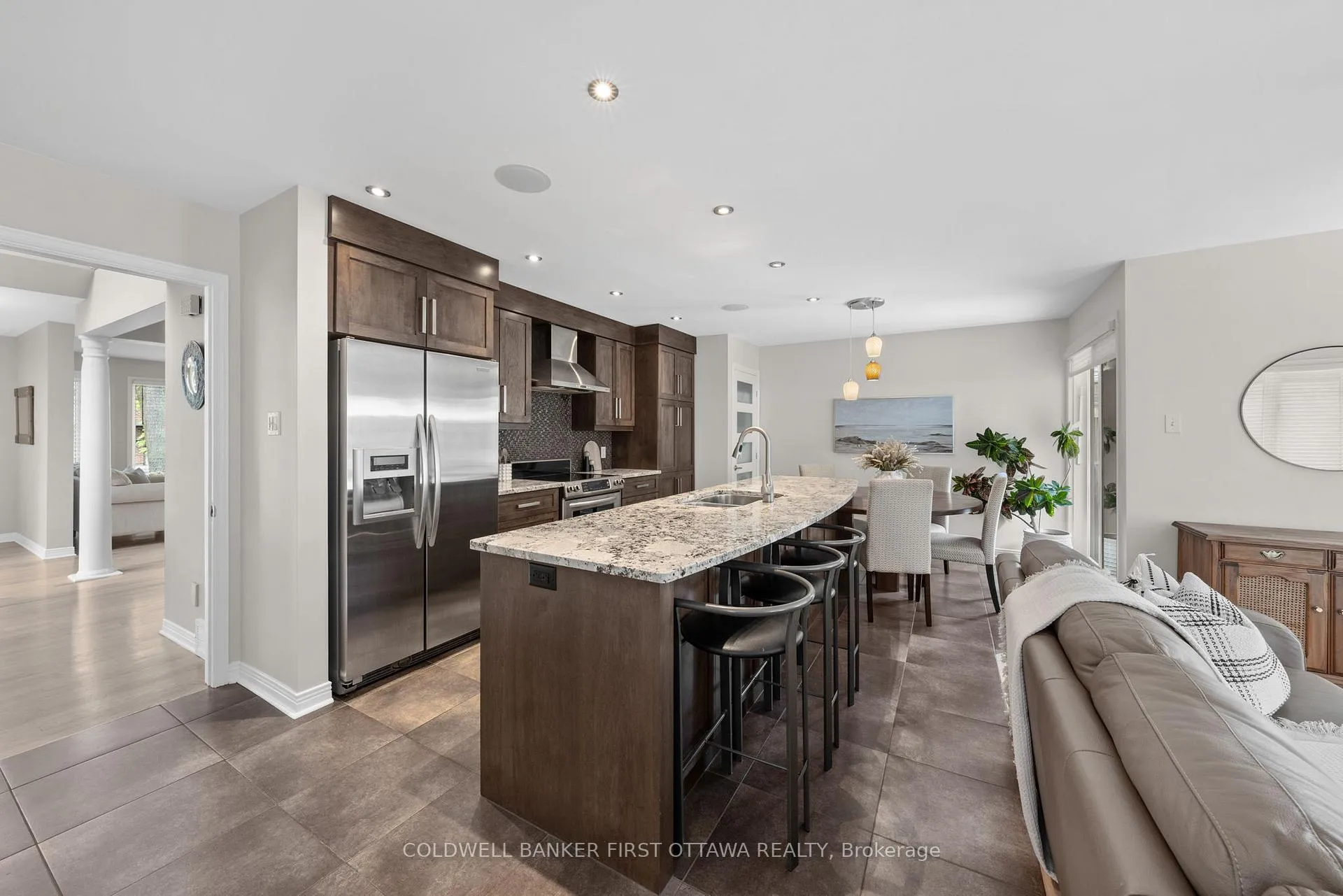 Photo 14 of 30 Castlethorpe Crescent, Ottawa, Centrepointe — HOMEH