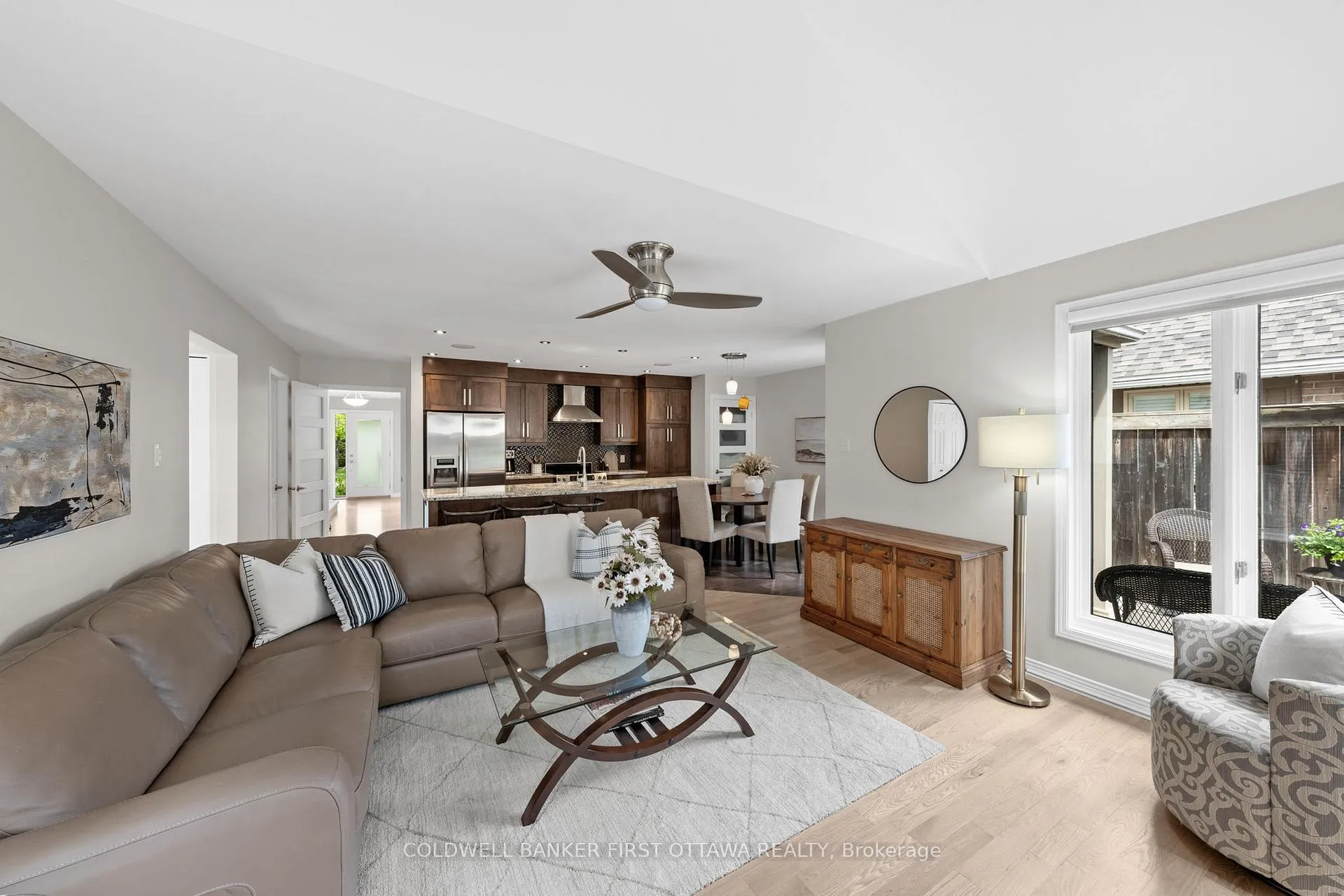 Photo 18 of 30 Castlethorpe Crescent, Ottawa, Centrepointe — HOMEH