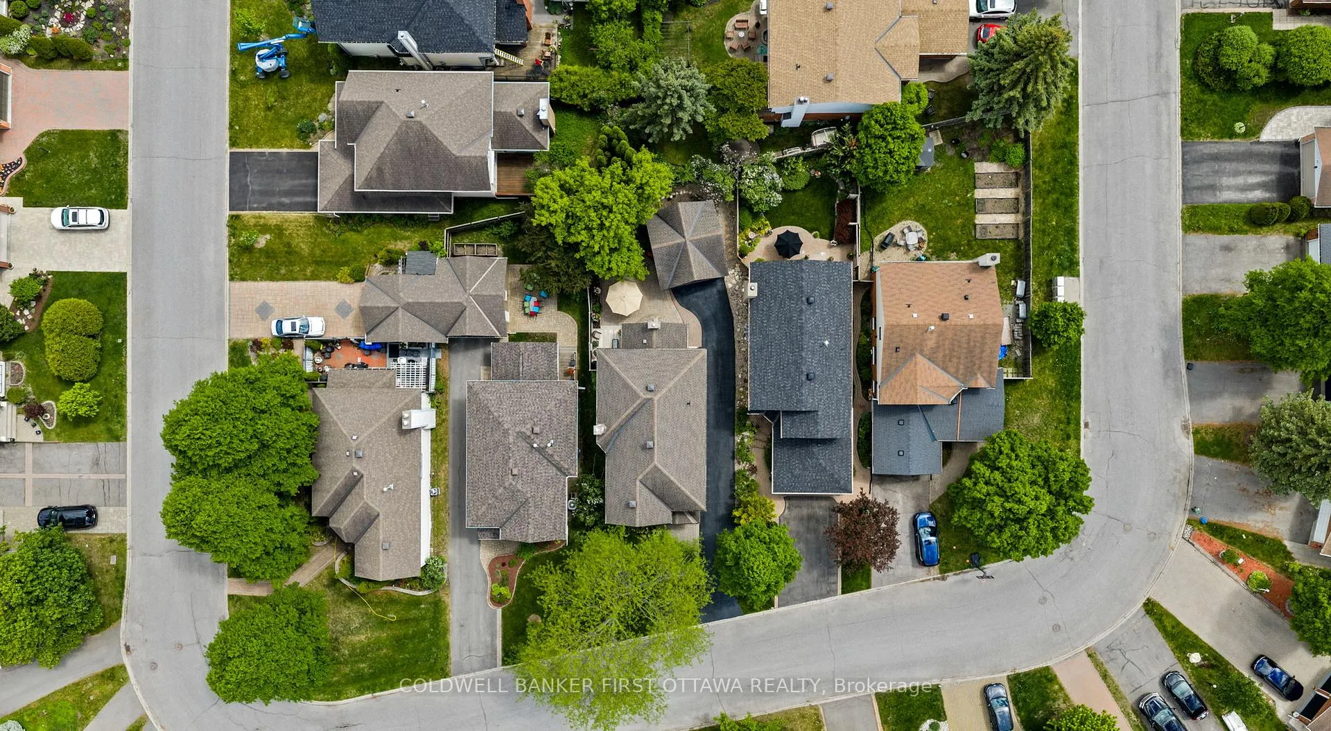 Photo 41 of 30 Castlethorpe Crescent, Ottawa, Centrepointe — HOMEH