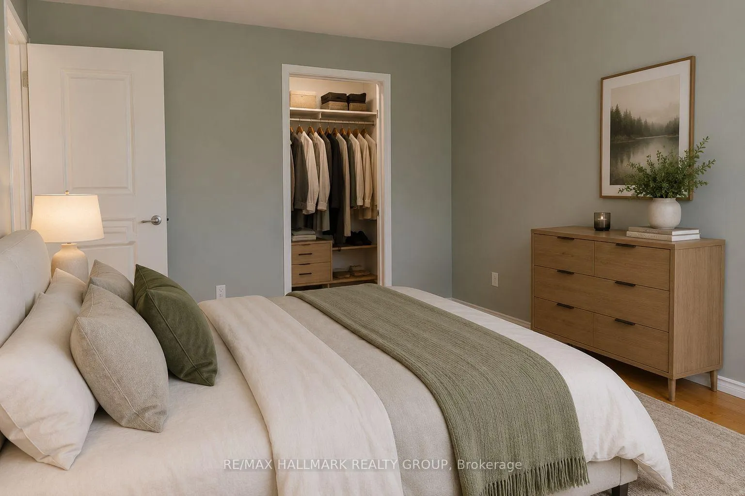 Photo 8 of Unit 406, 280 Brittany Drive, Ottawa, Viscount Alexander Park — HOMEH