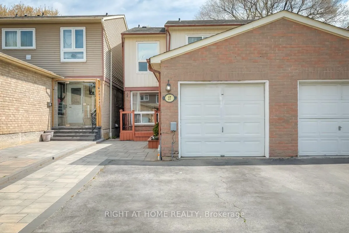 Photo 1 of 37 McKnight Drive, Scarborough, Malvern — HOMEH