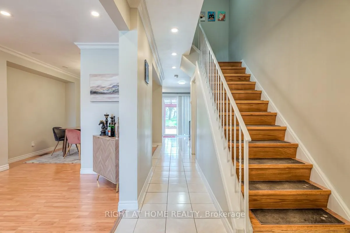 Photo 5 of 37 McKnight Drive, Scarborough, Malvern — HOMEH