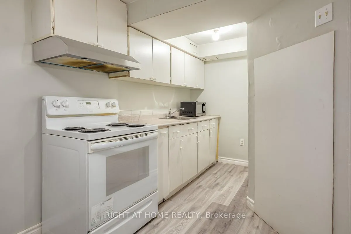Photo 31 of 37 McKnight Drive, Scarborough, Malvern — HOMEH