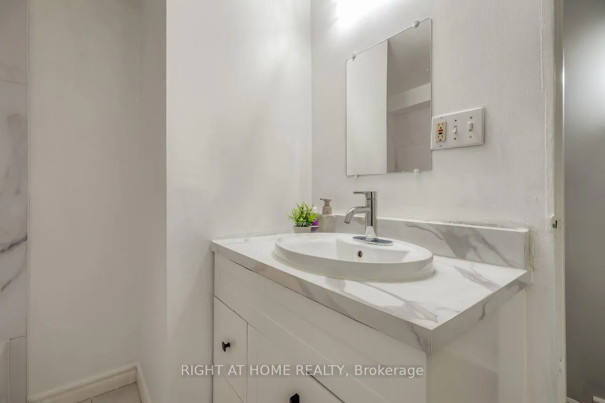 Photo 35 of 37 McKnight Drive, Scarborough, Malvern — HOMEH