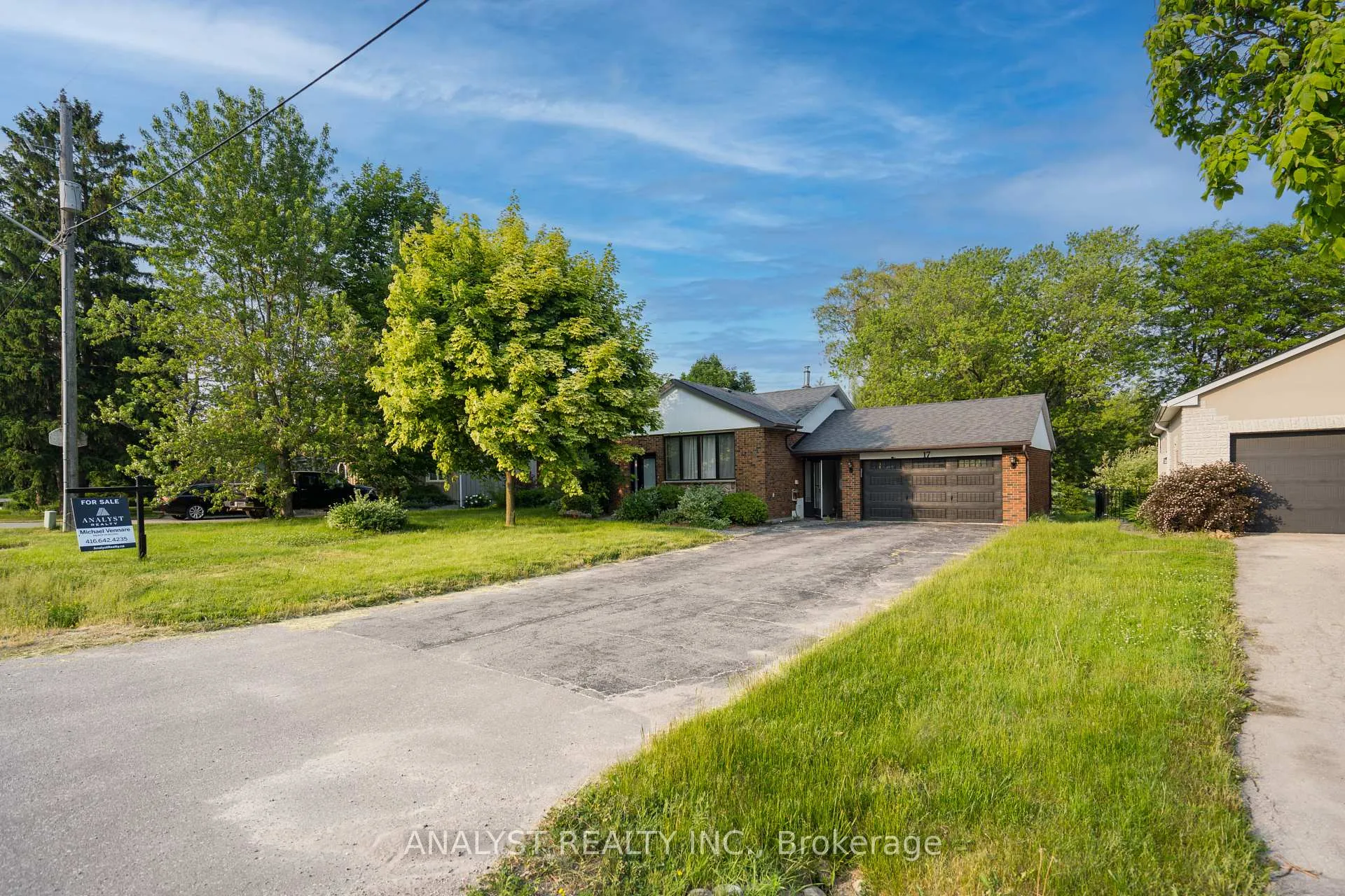 Photo 1 of 17 Kinsley Street, King, Nobleton — HOMEH