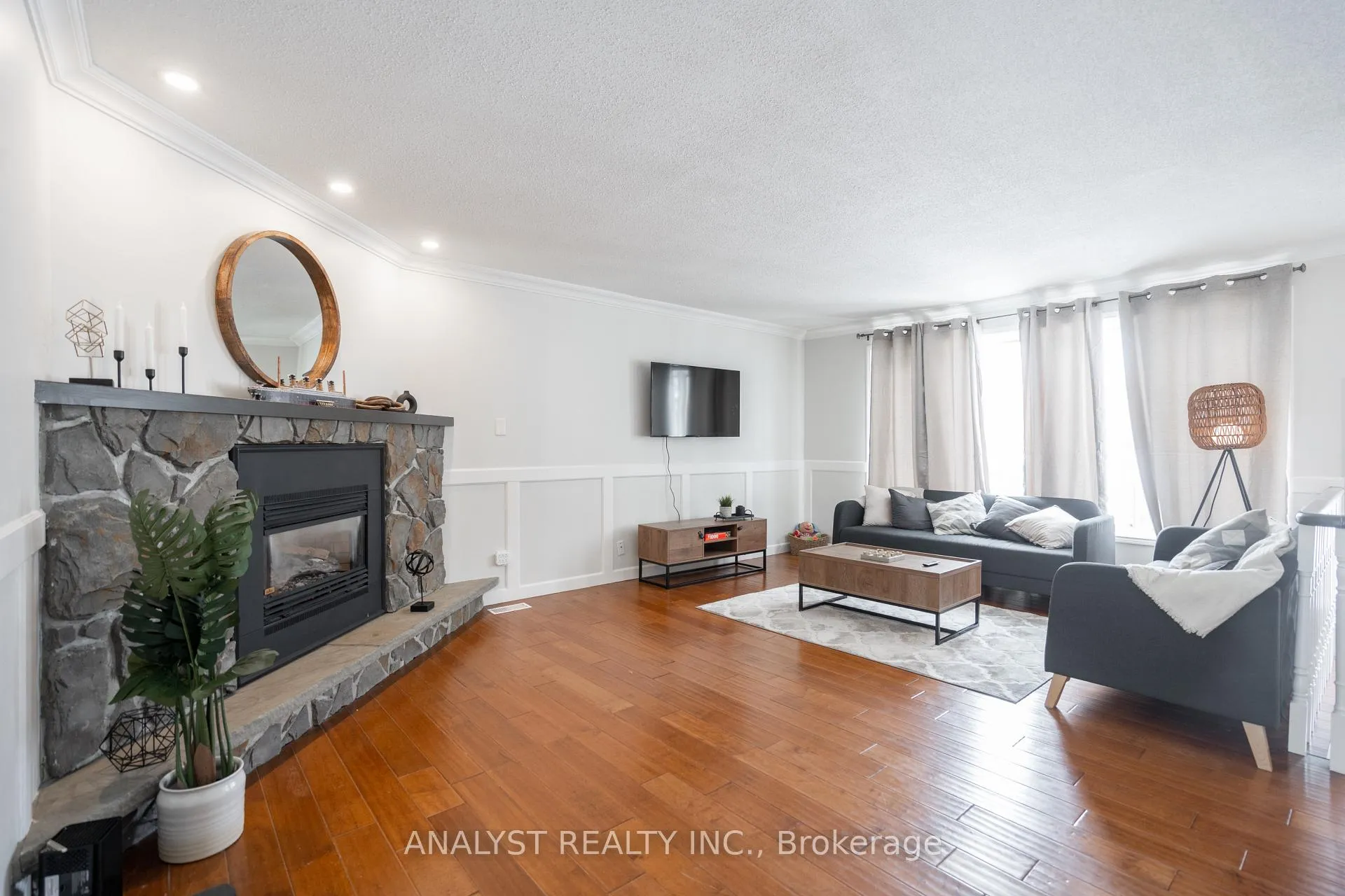 Photo 9 of 17 Kinsley Street, King, Nobleton — HOMEH