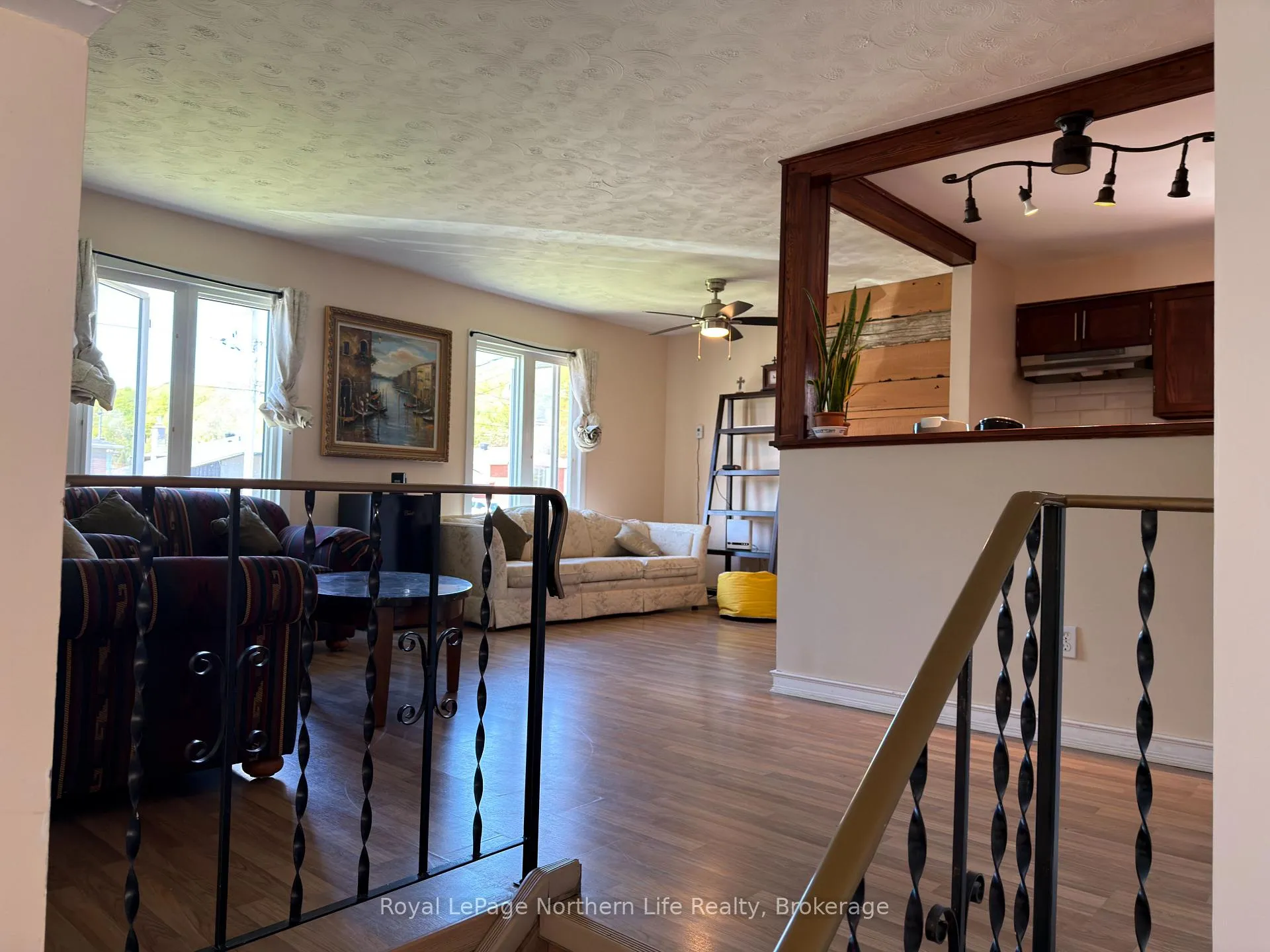 Photo 11 of 19 Belleview Crescent, North Bay, College Heights — HOMEH