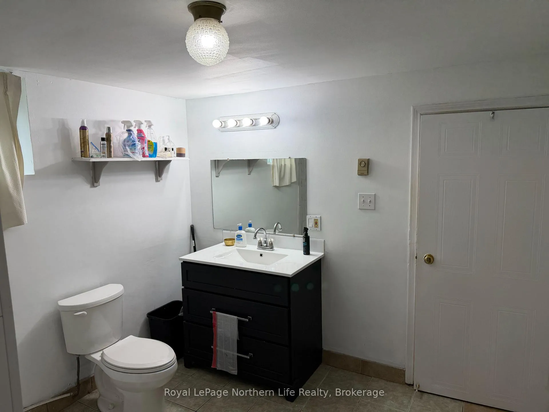 Photo 13 of 19 Belleview Crescent, North Bay, College Heights — HOMEH