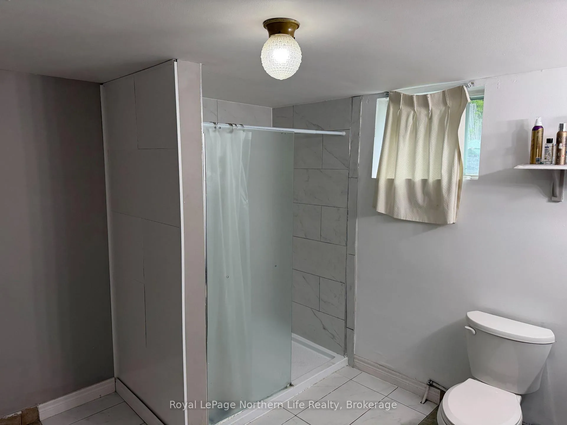 Photo 14 of 19 Belleview Crescent, North Bay, College Heights — HOMEH