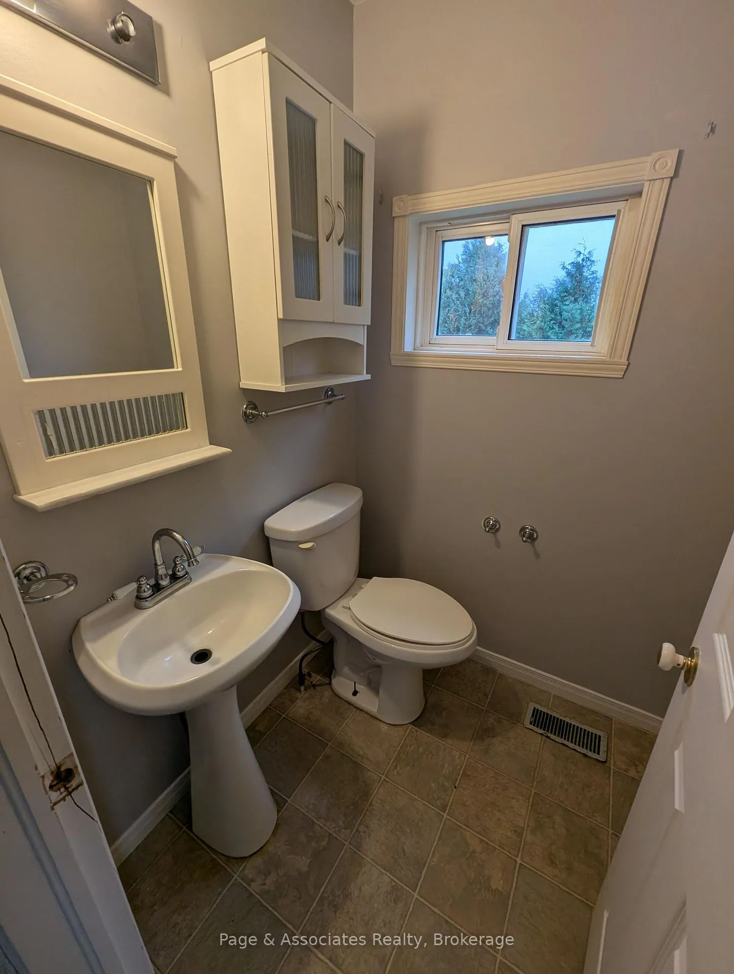 Photo 15 of 1070 Betty Road, West Nipissing, Verner — HOMEH