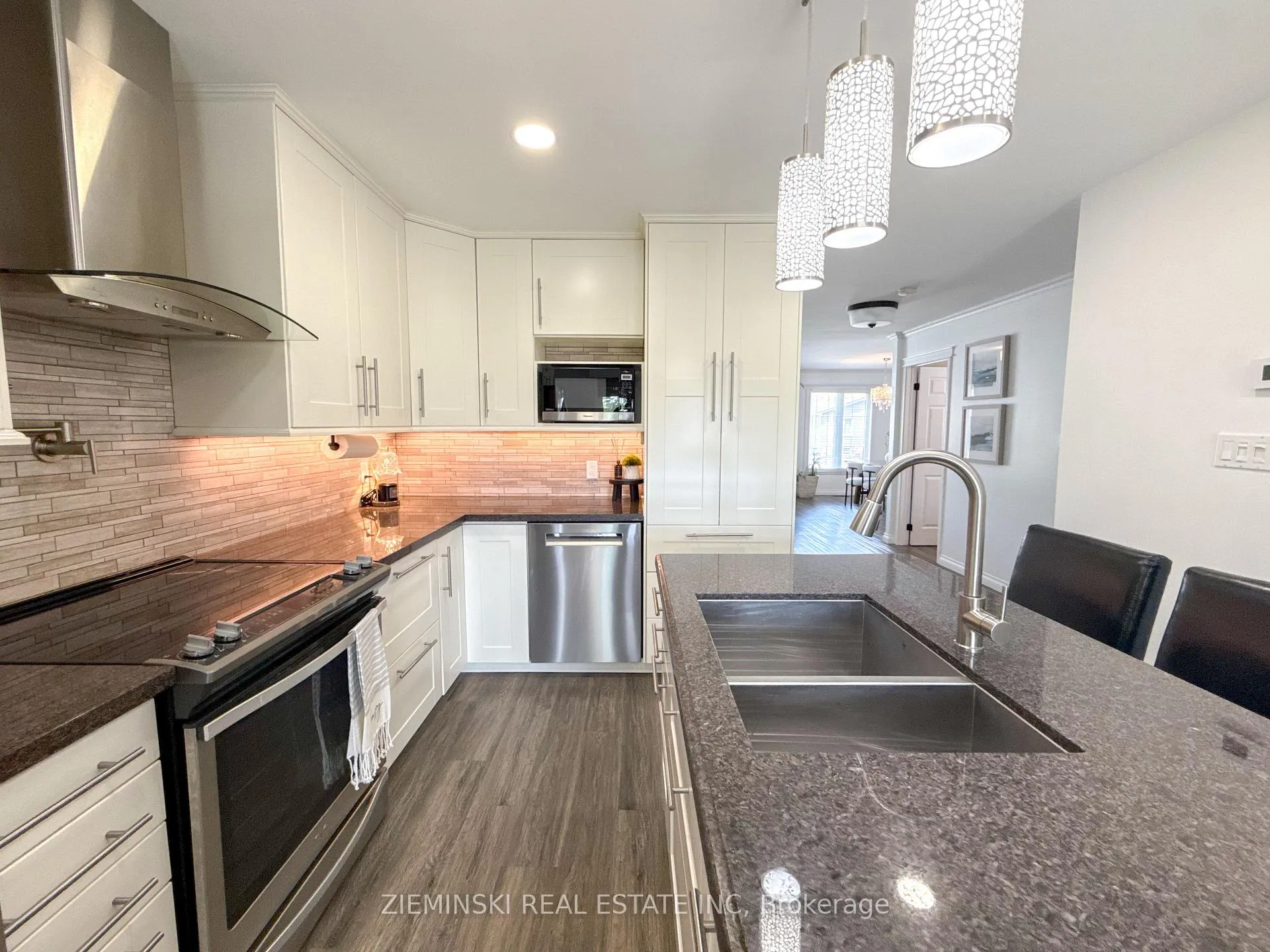 Photo 13 of 1179 Park Avenue, Timmins, MTJ - Main Area — HOMEH