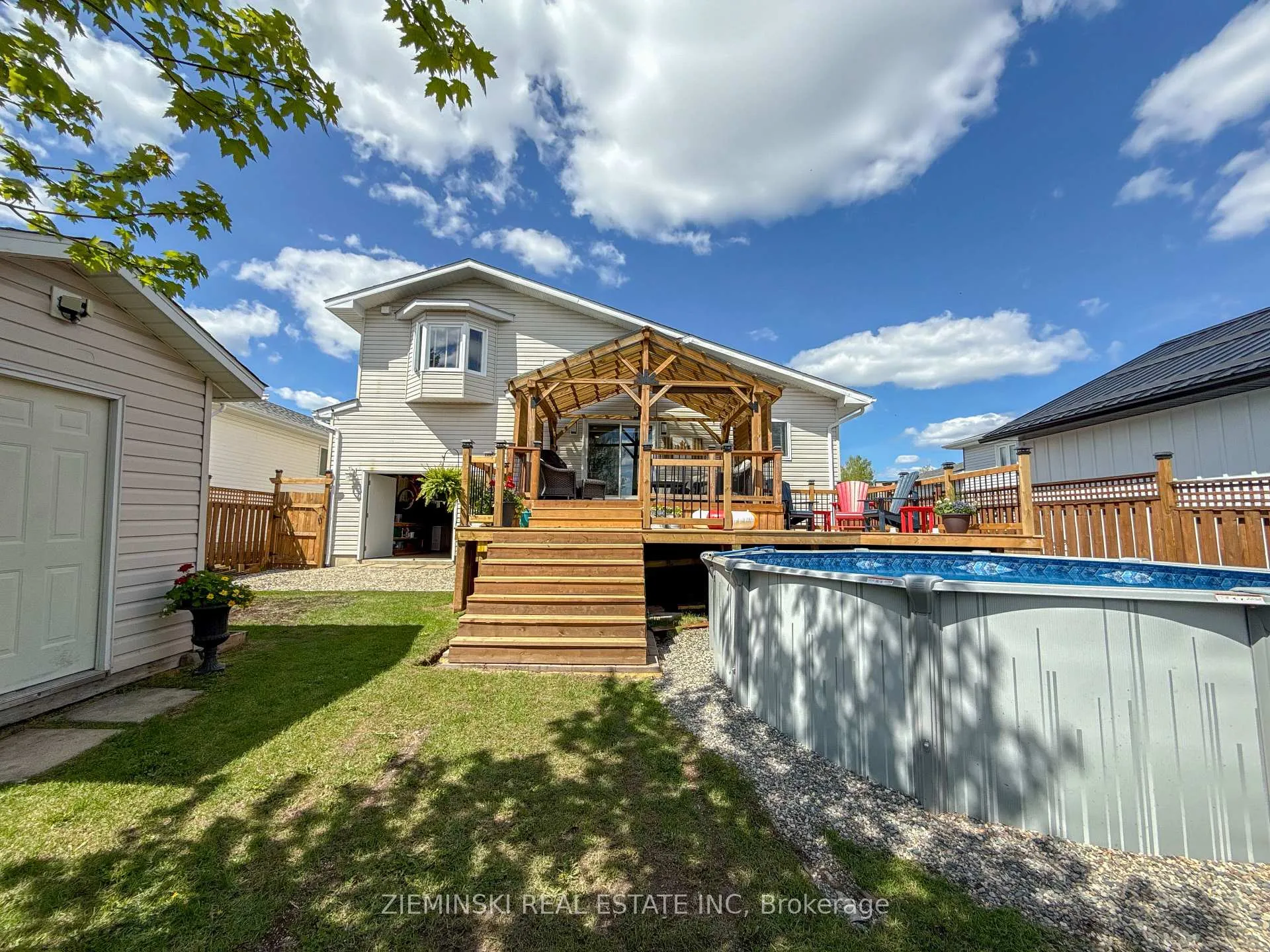 Photo 38 of 1179 Park Avenue, Timmins, MTJ - Main Area — HOMEH