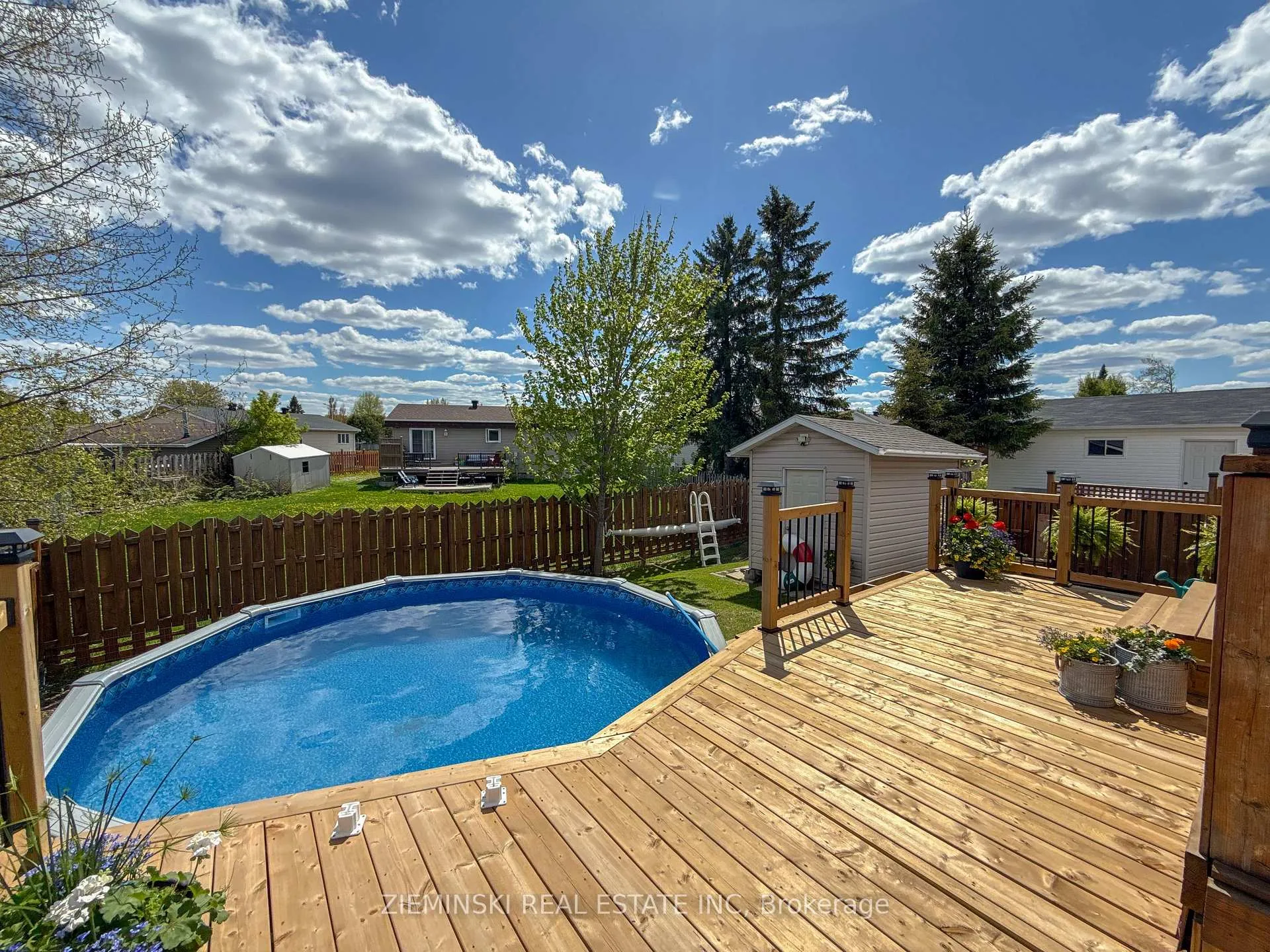 Photo 42 of 1179 Park Avenue, Timmins, MTJ - Main Area — HOMEH