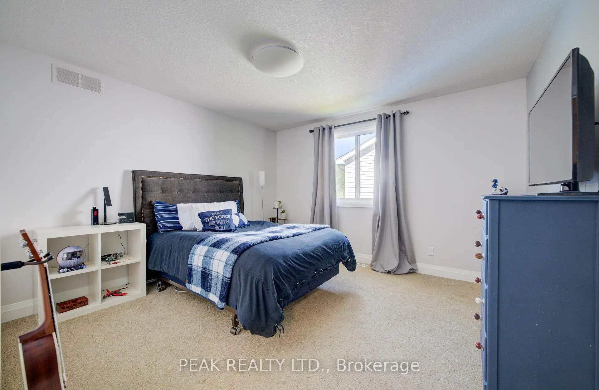 Photo 23 of 110 Laschinger Boulevard, Wilmot — HOMEH
