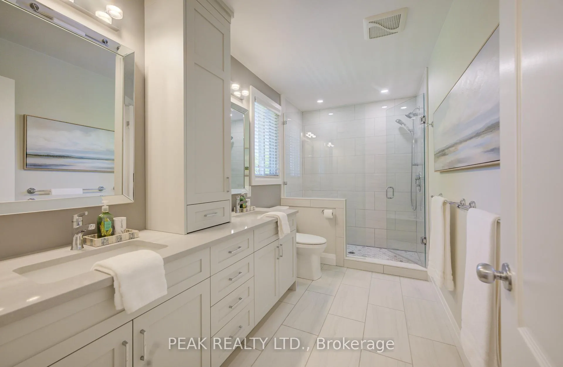 Photo 29 of 110 Laschinger Boulevard, Wilmot — HOMEH