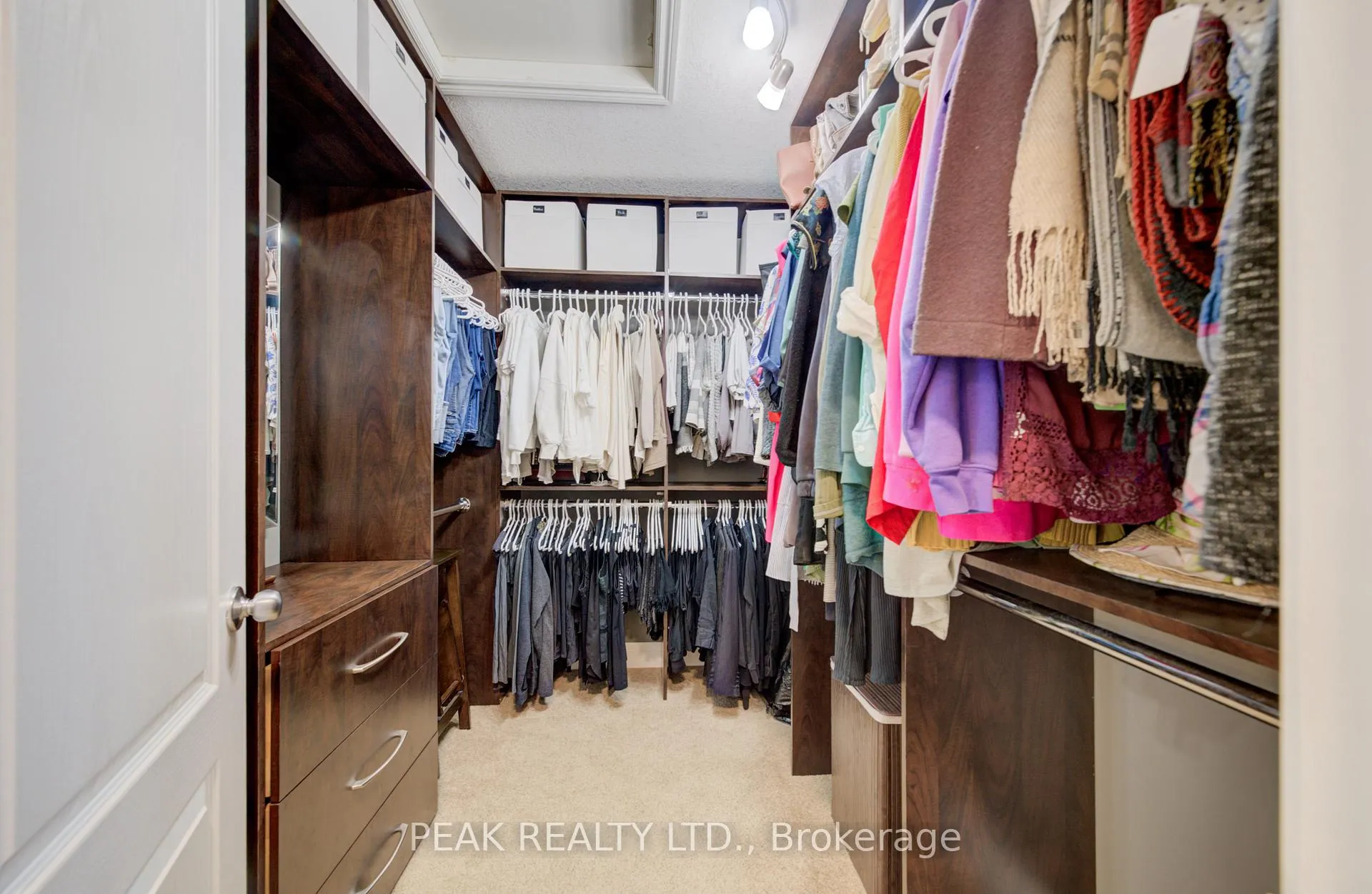 Photo 31 of 110 Laschinger Boulevard, Wilmot — HOMEH
