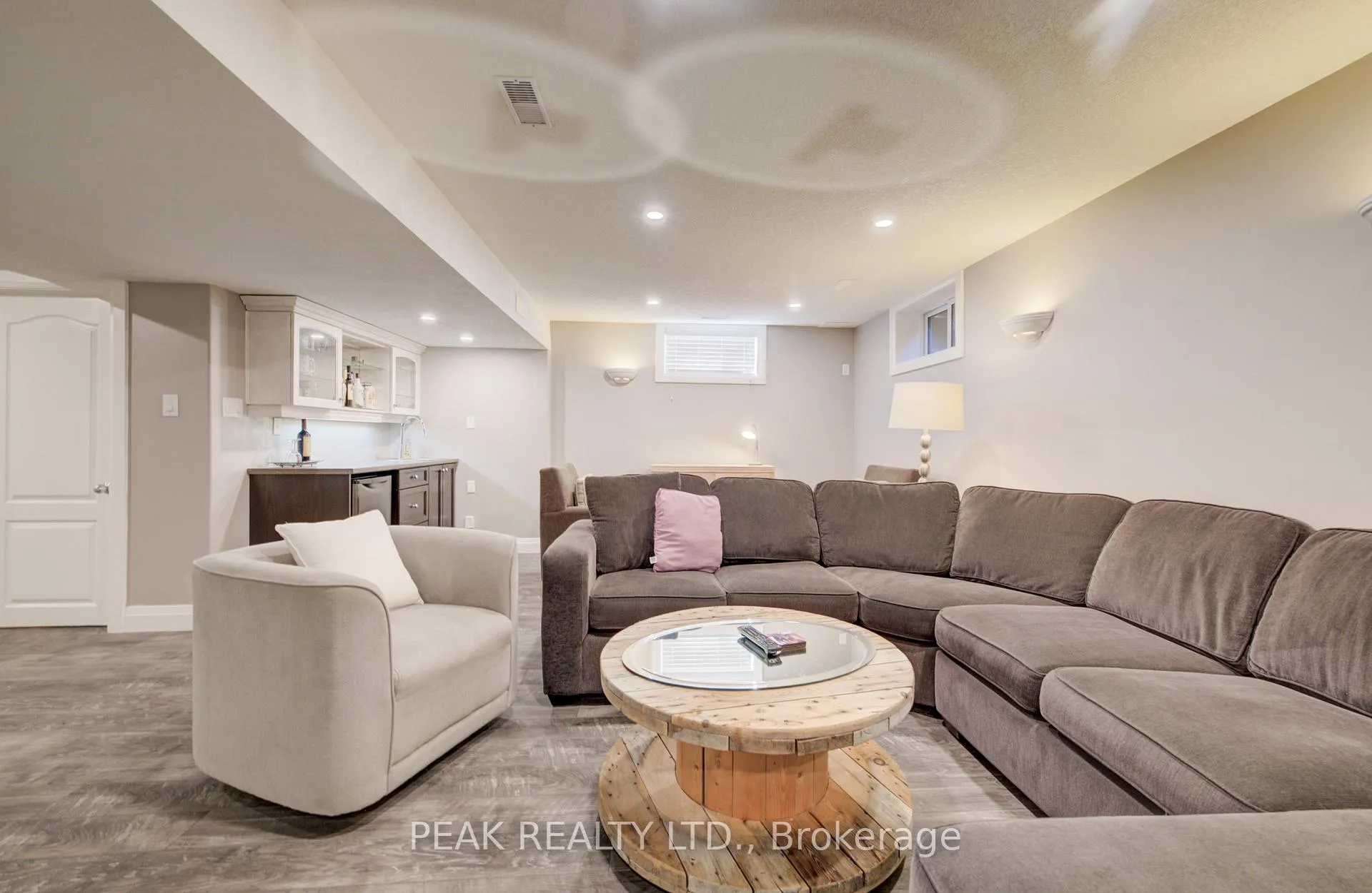 Photo 37 of 110 Laschinger Boulevard, Wilmot — HOMEH