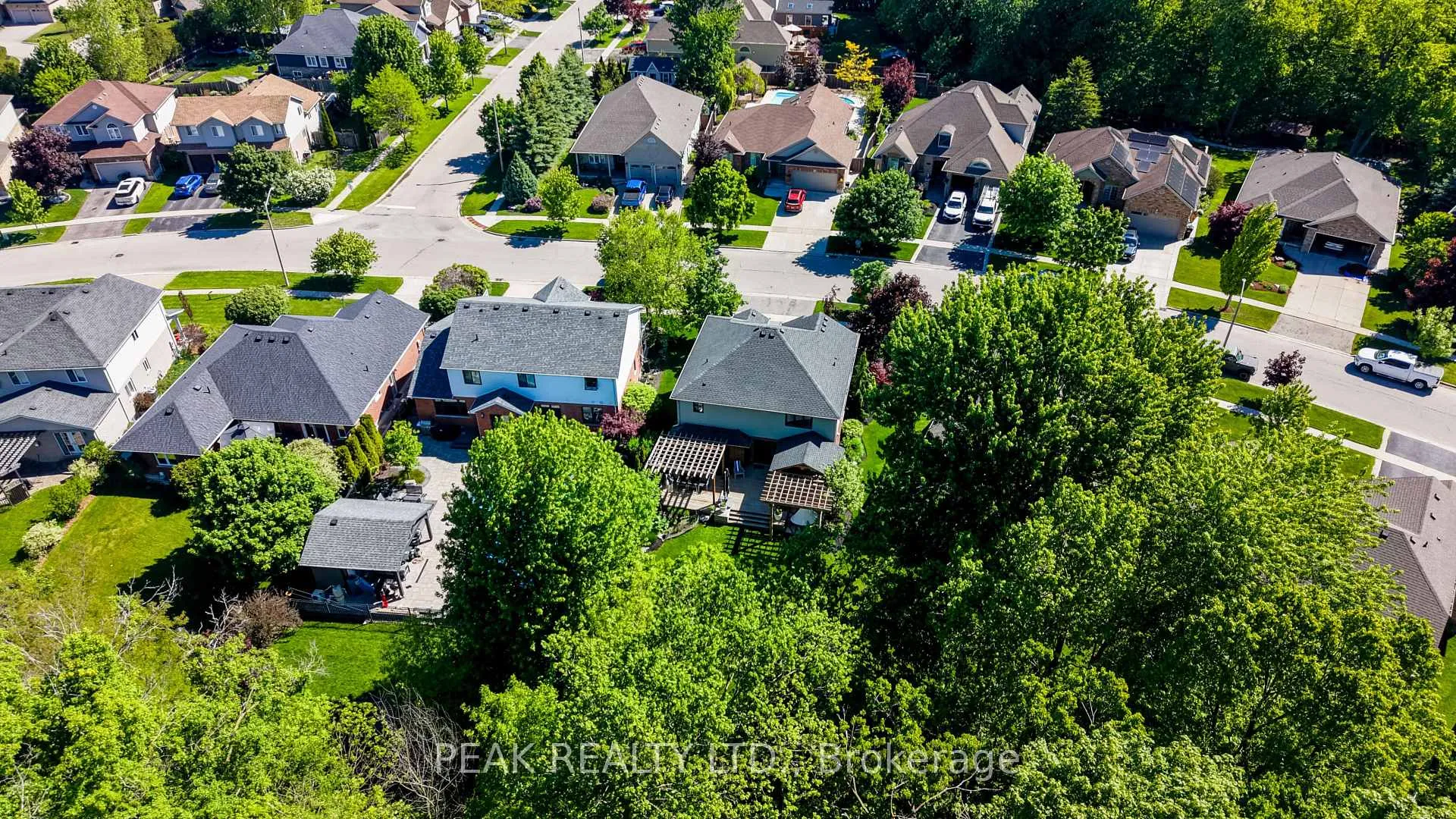 Photo 47 of 110 Laschinger Boulevard, Wilmot — HOMEH