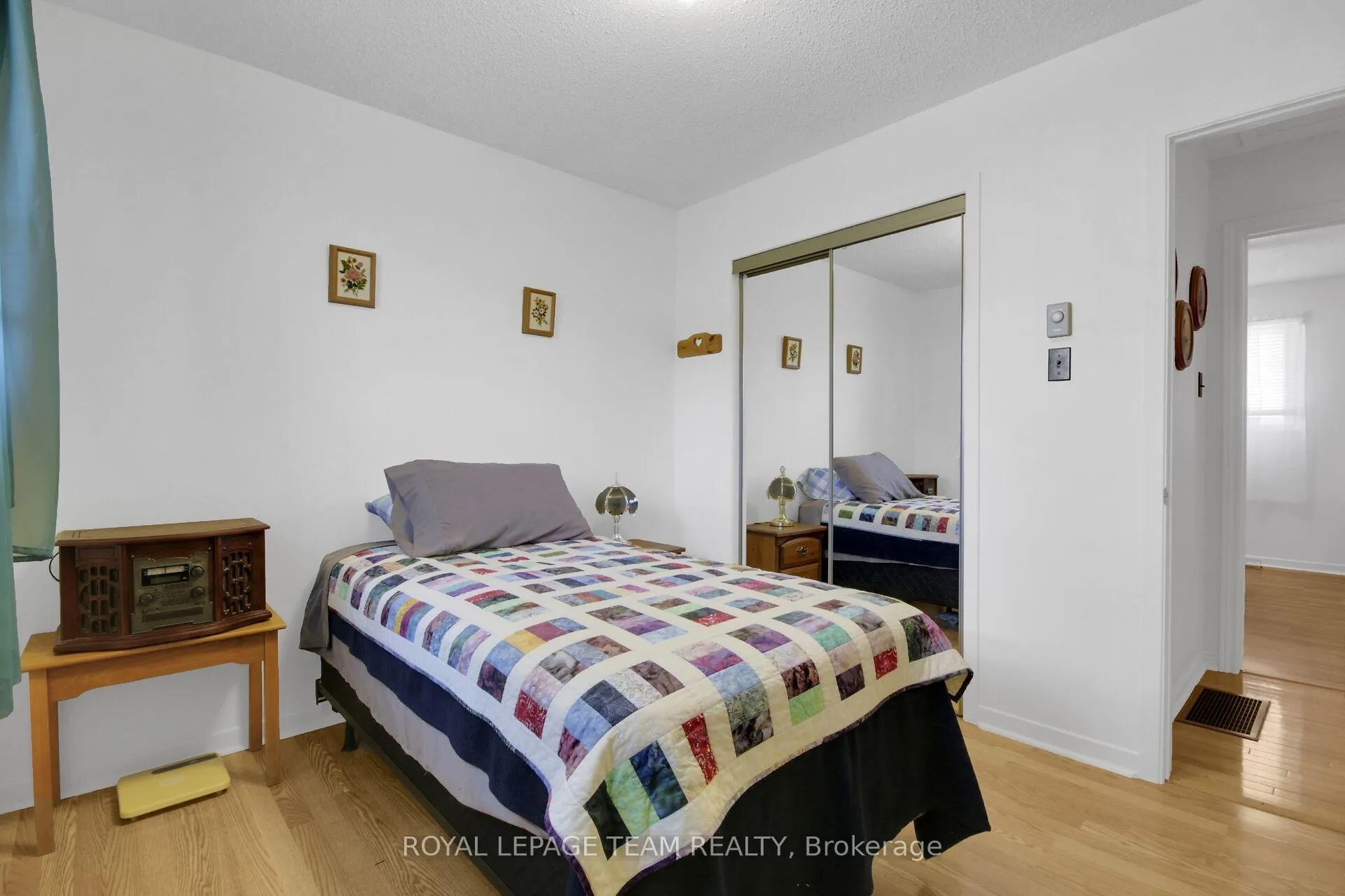 Photo 27 of 929 Munro Drive, McNab/Braeside, Mcnab/Braeside Twps — HOMEH