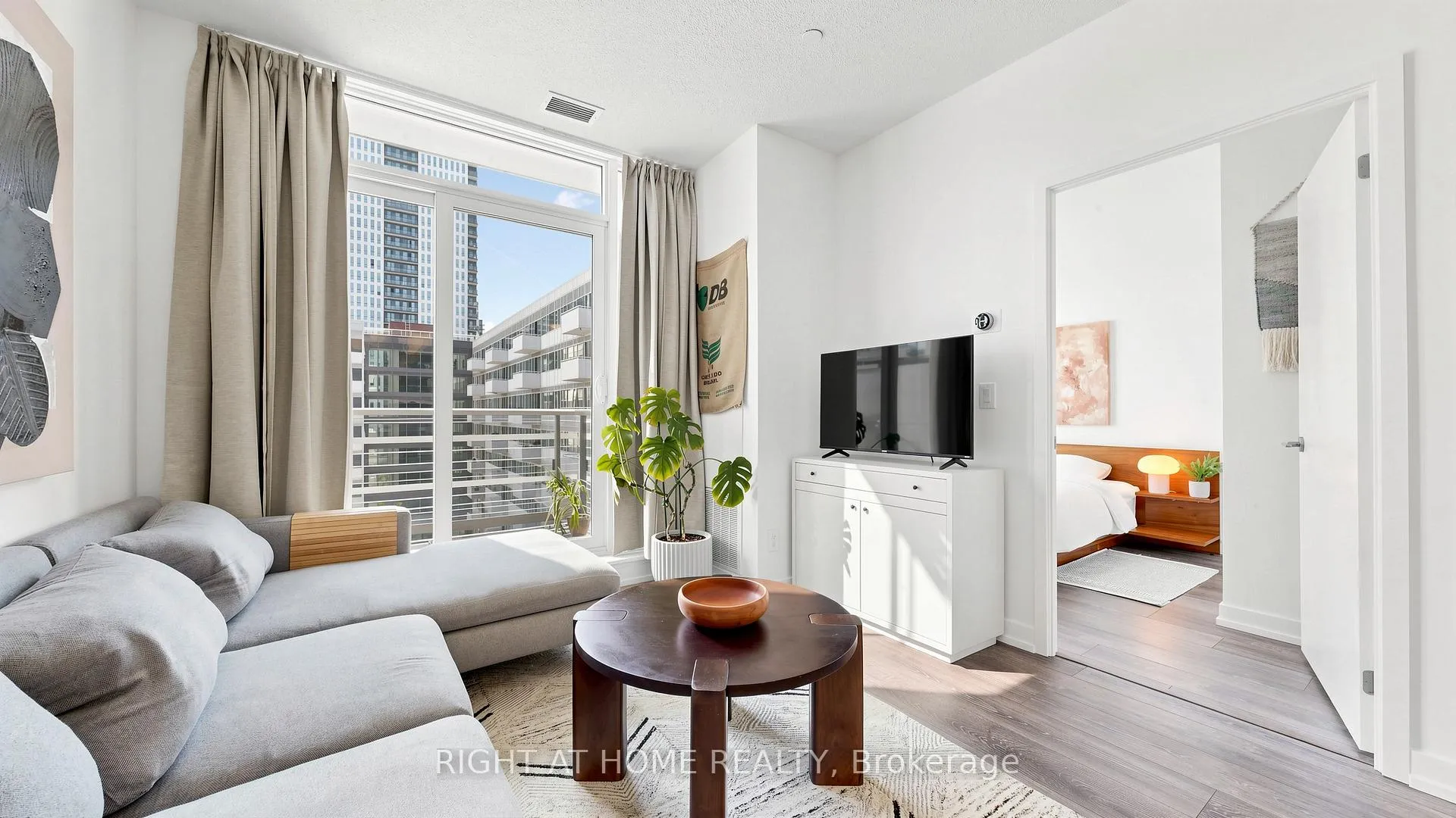 Photo of Unit 714, 200 Sackville Street